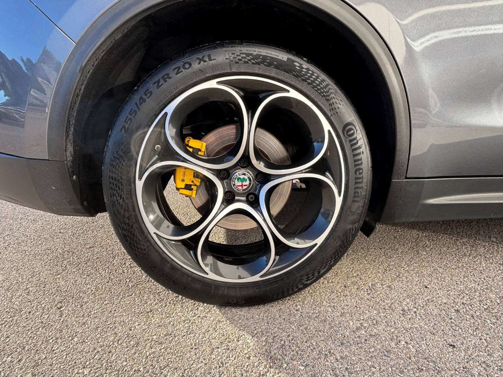 alfa-romeo-stelvio-turismo-q4-20251028165407