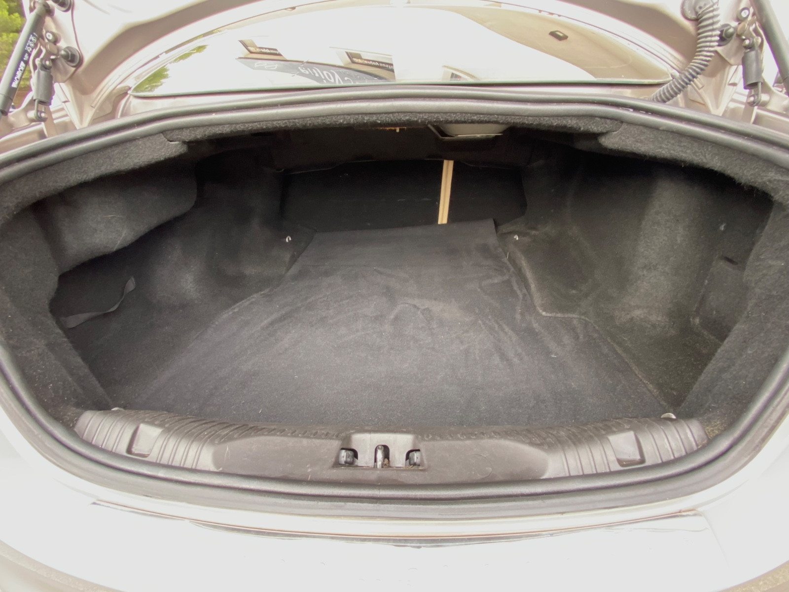 jaguar-xf-3-0-v6-diesel-20251022172916