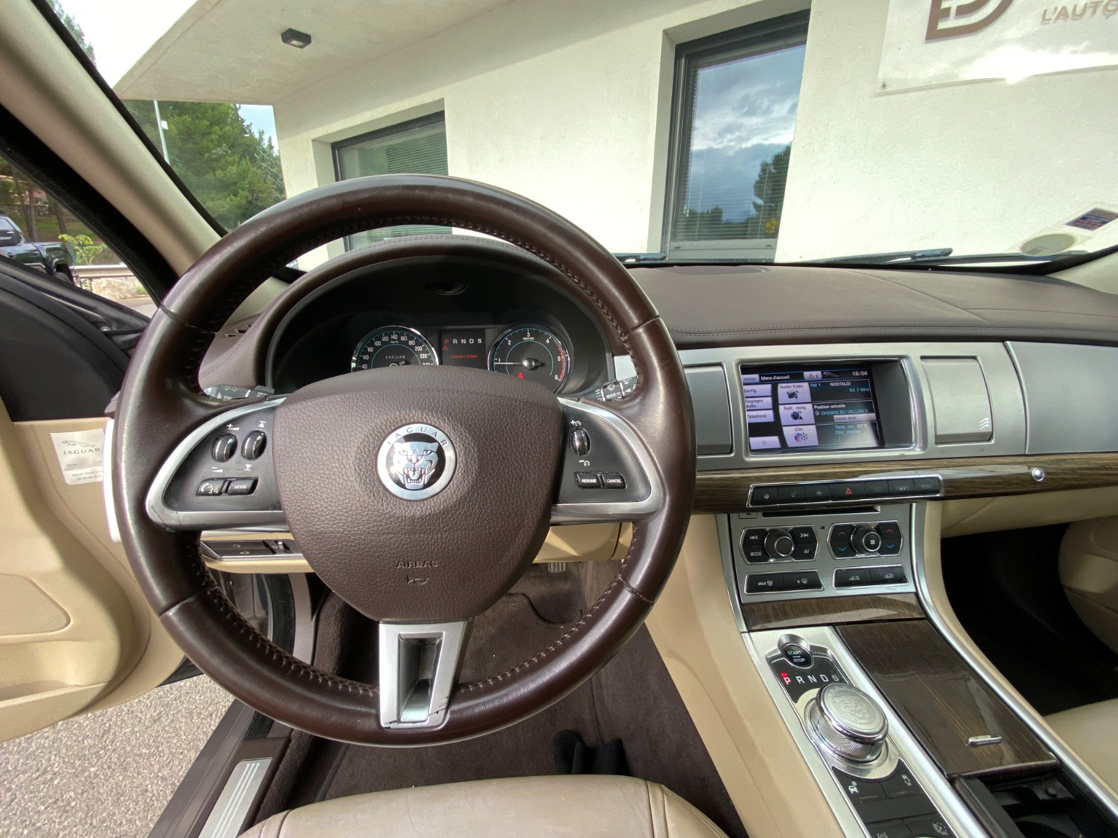 jaguar-xf-3-0-v6-diesel-20251022172957