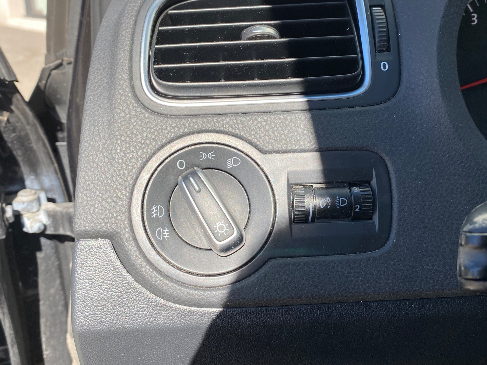 volkswagen-polo-iv-3-5p-comfortline-20251007175925