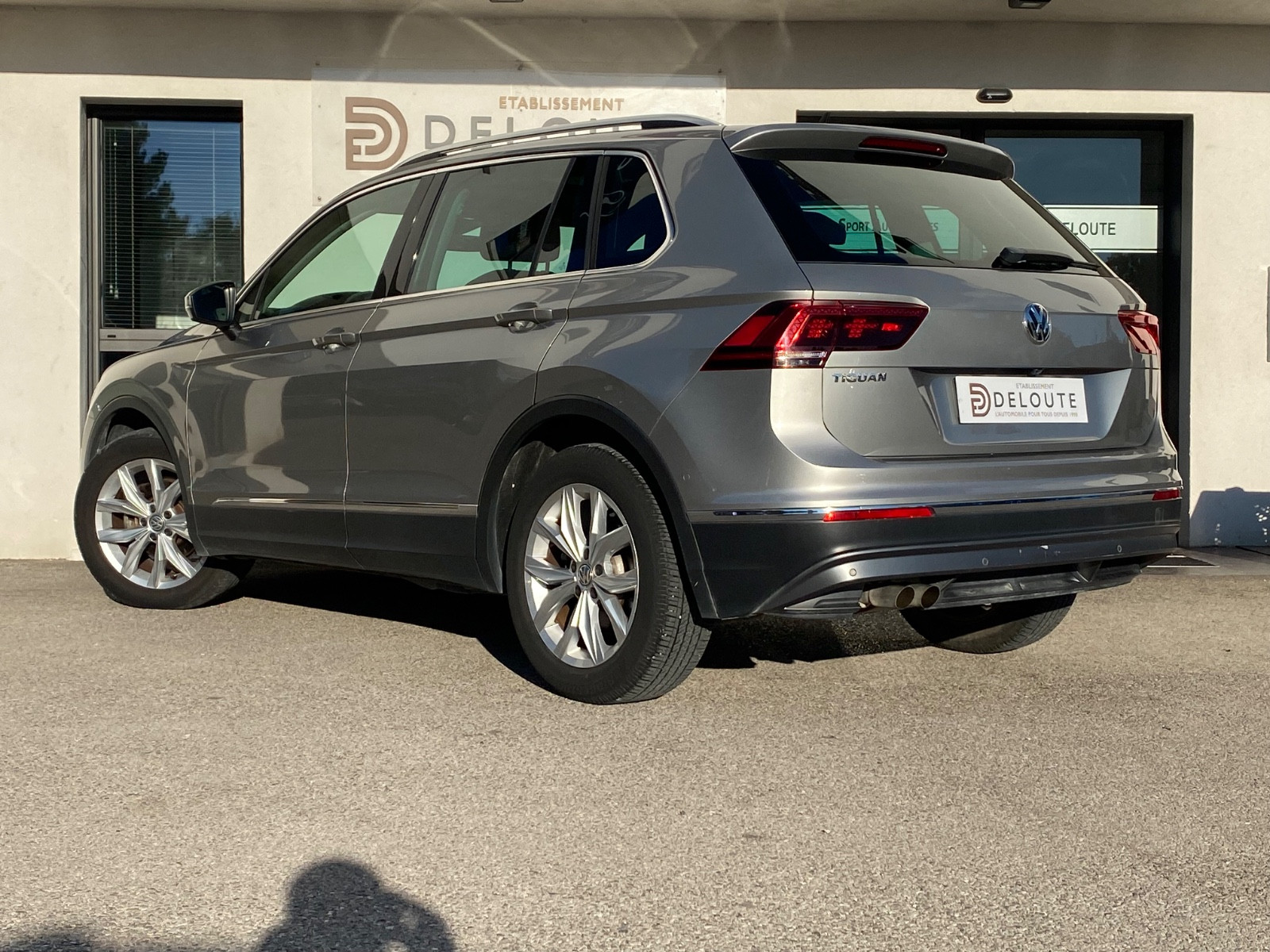 volkswagen-tiguan-carat-bmt-dsg-20251030172844