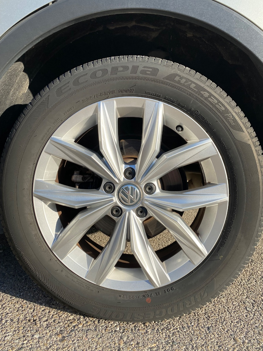 volkswagen-tiguan-carat-bmt-dsg-20251030173642