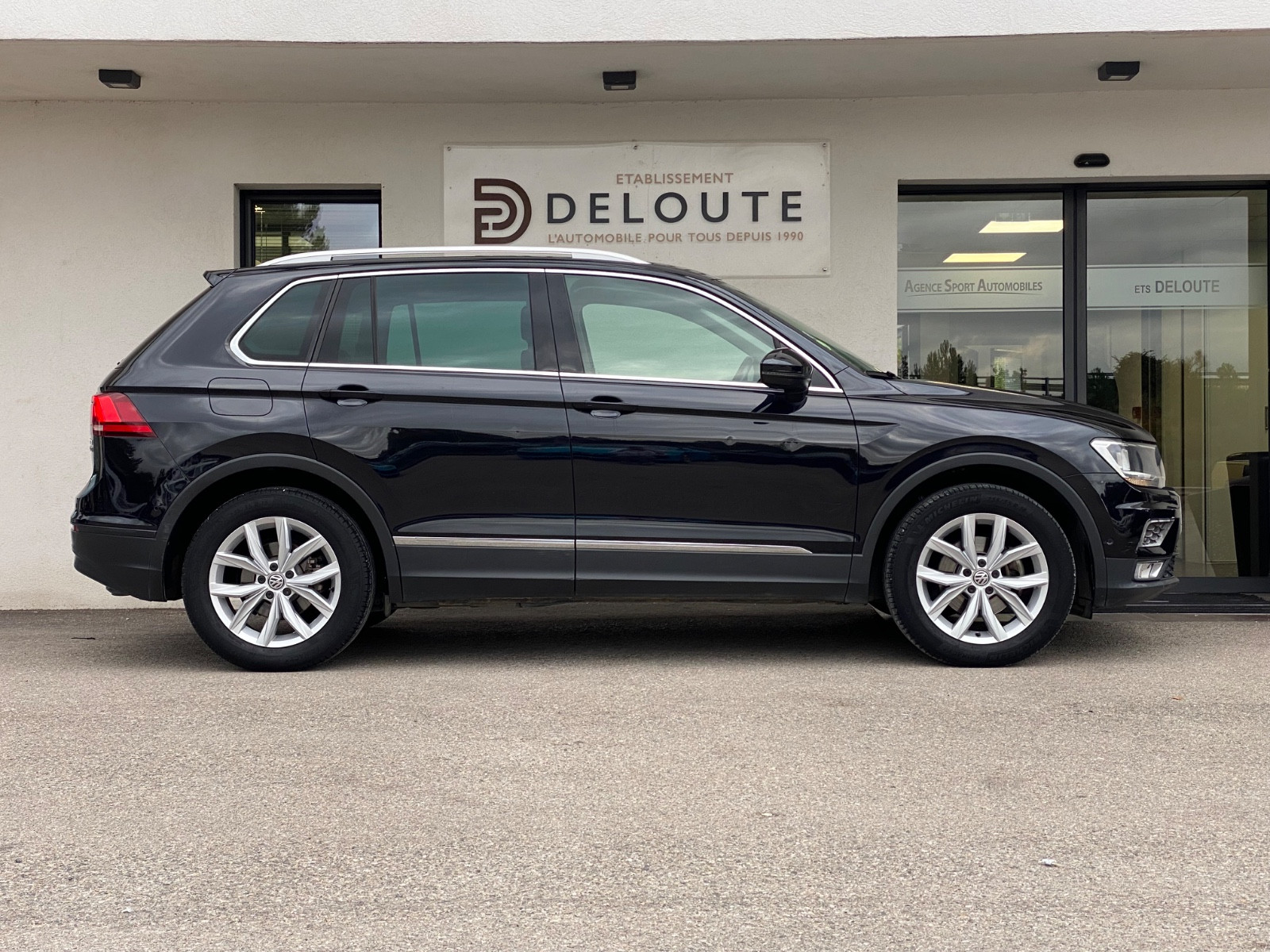 volkswagen-tiguan-confortline-bmt-start-stop-4motion-20251021190027