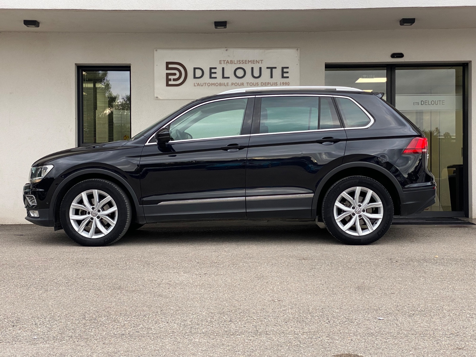 volkswagen-tiguan-confortline-bmt-start-stop-4motion-20251021190039