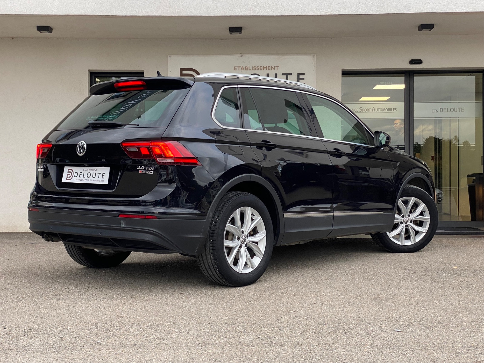 volkswagen-tiguan-confortline-bmt-start-stop-4motion-20251021190042