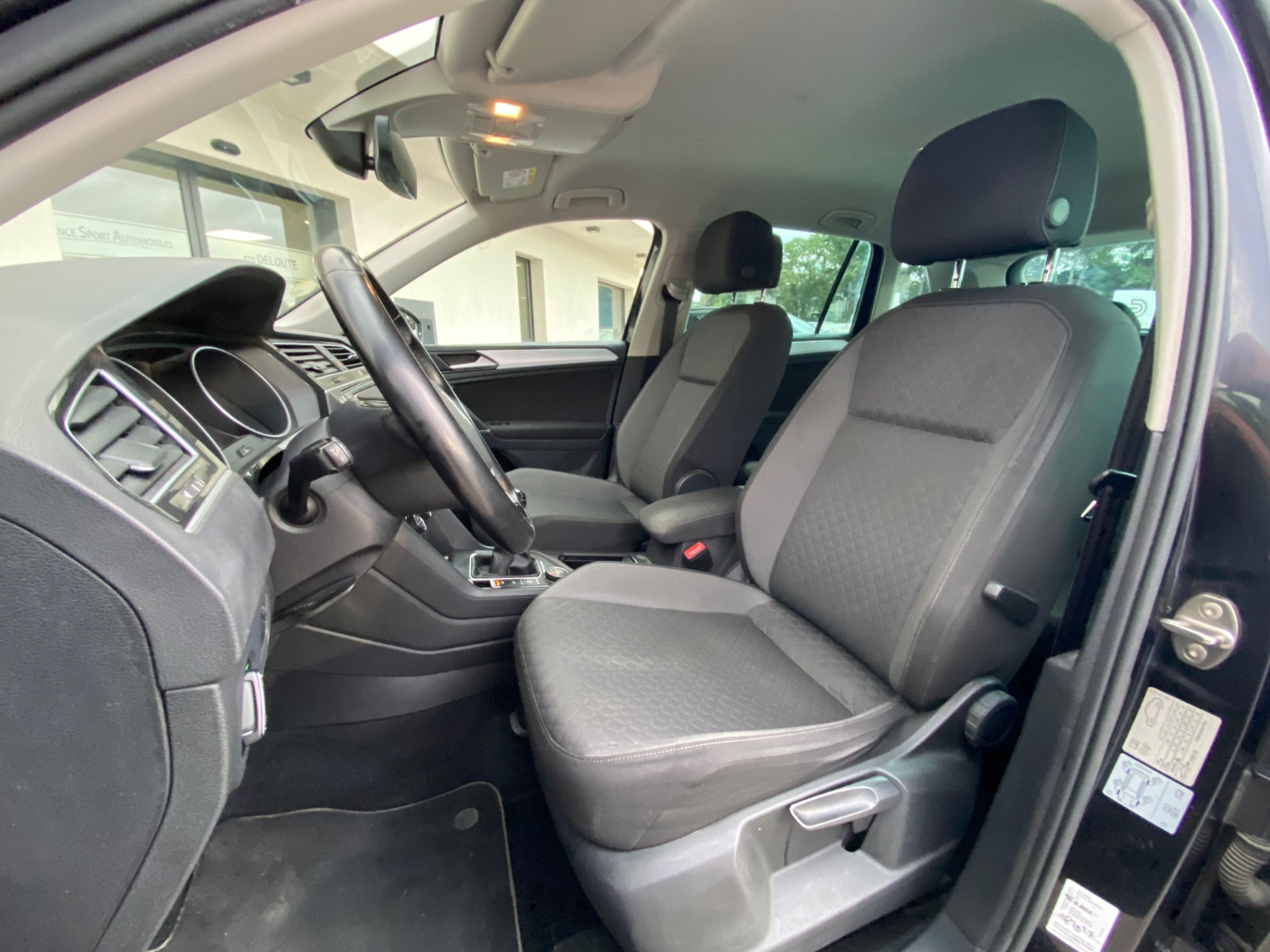 volkswagen-tiguan-confortline-bmt-start-stop-4motion-20251021190110