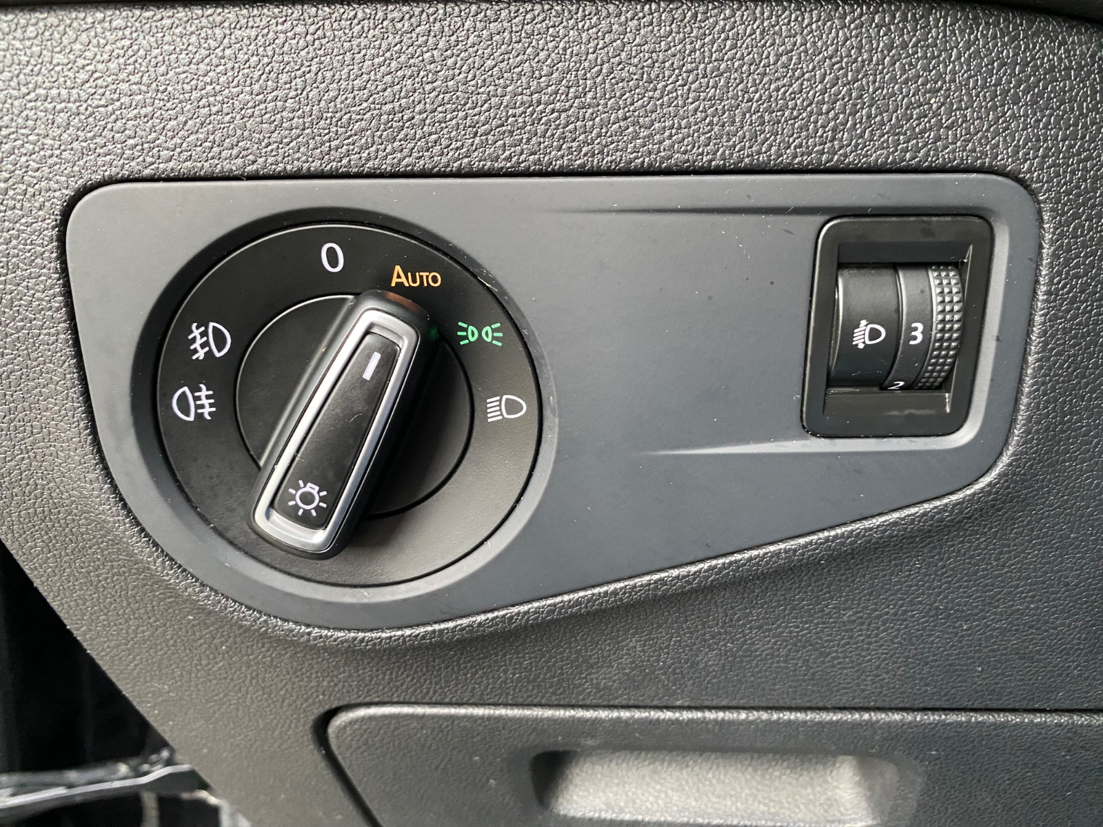 volkswagen-tiguan-confortline-bmt-start-stop-4motion-20251021190124