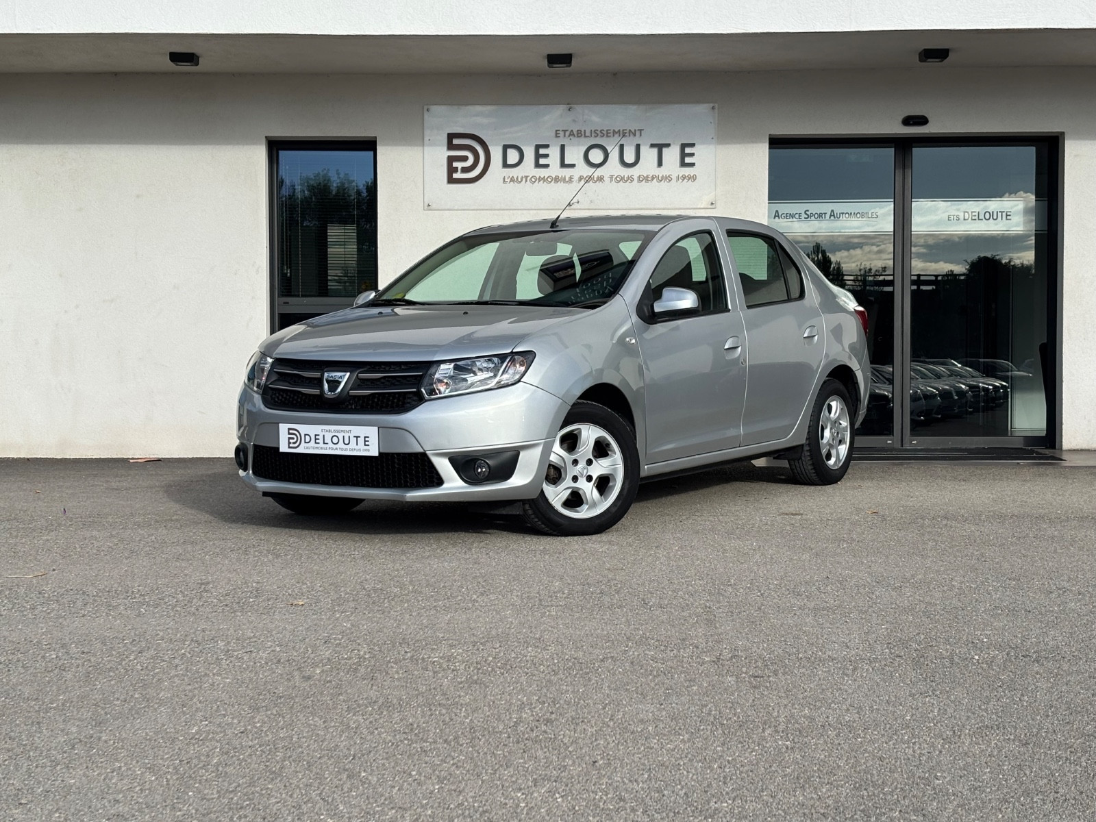 dacia-logan-ii-laureate-20251118150727