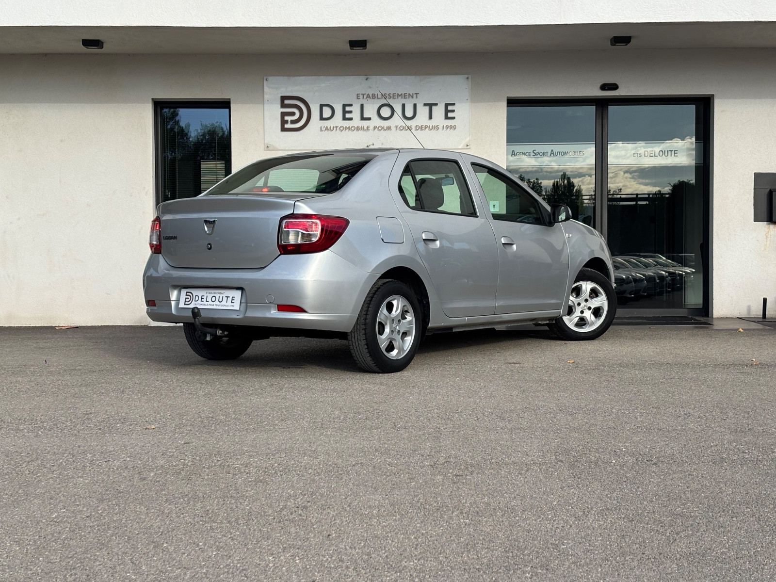 dacia-logan-ii-laureate-20251118150740