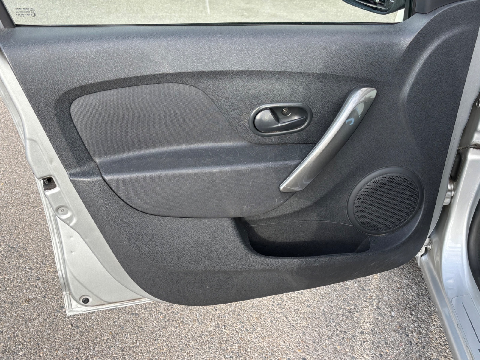 dacia-logan-ii-laureate-20251118150756