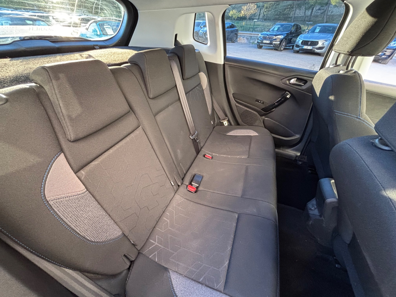 peugeot-2008-signature-20251104170114