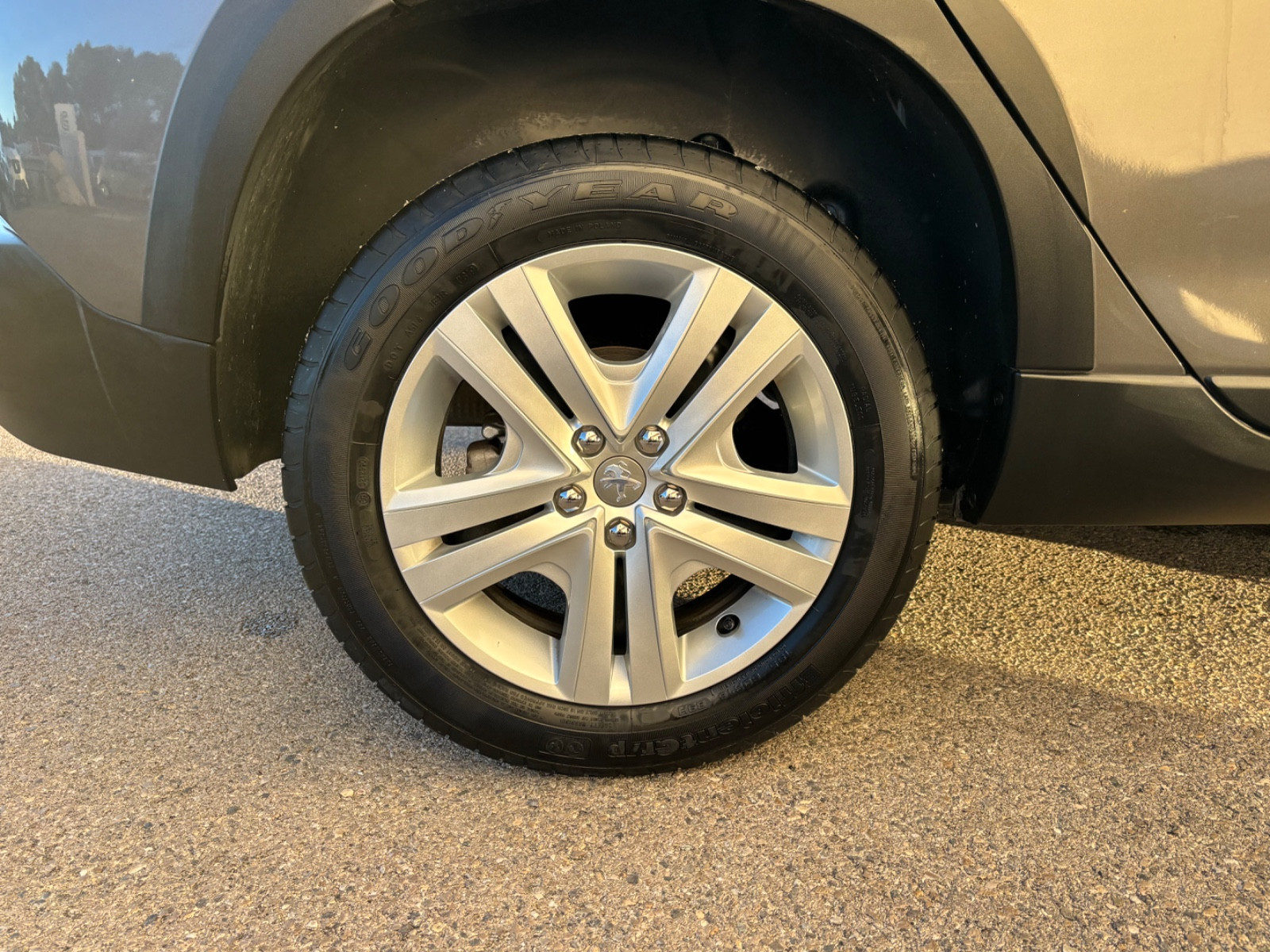 peugeot-2008-signature-20251104170347