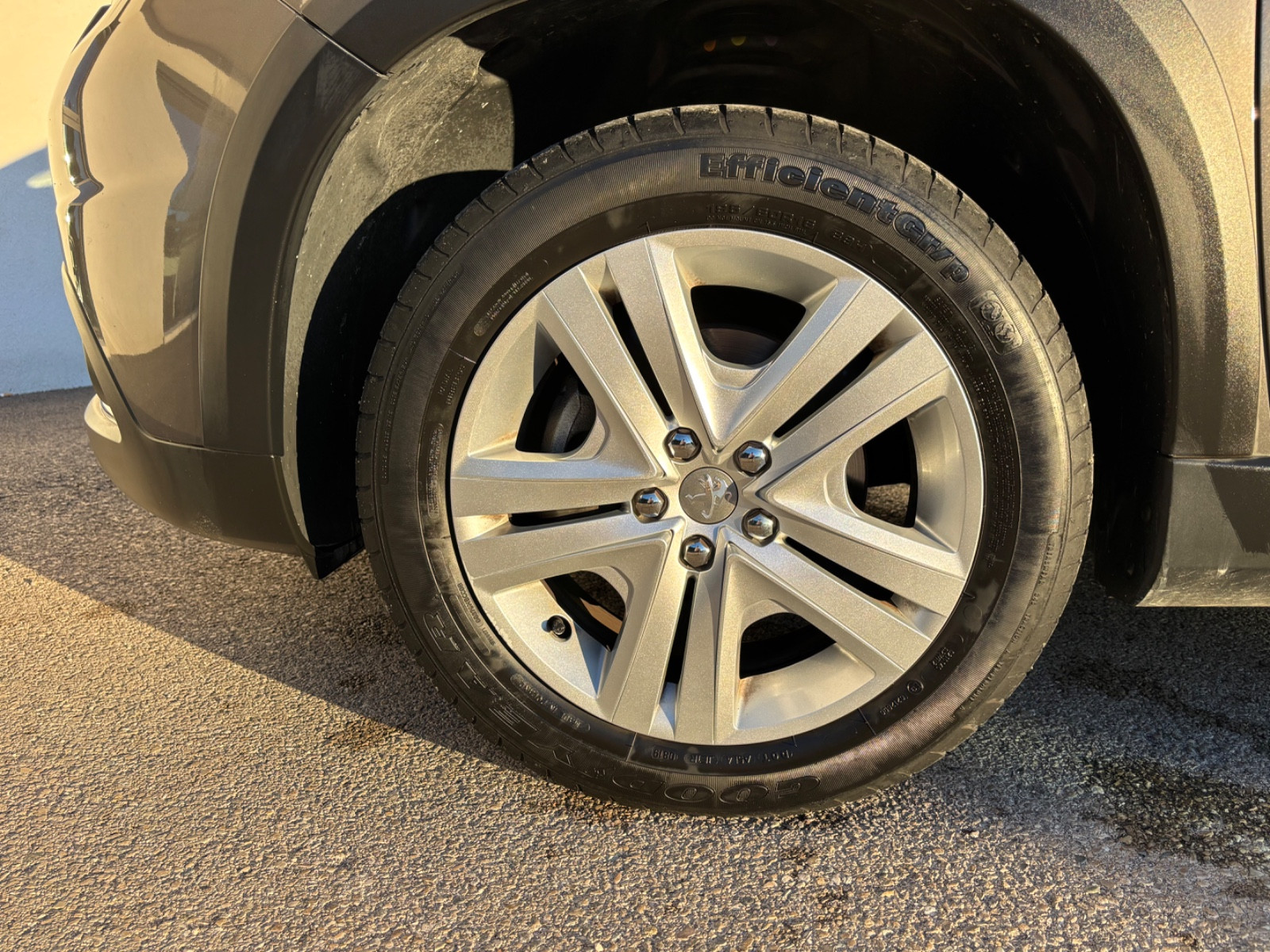 peugeot-2008-signature-20251104170455