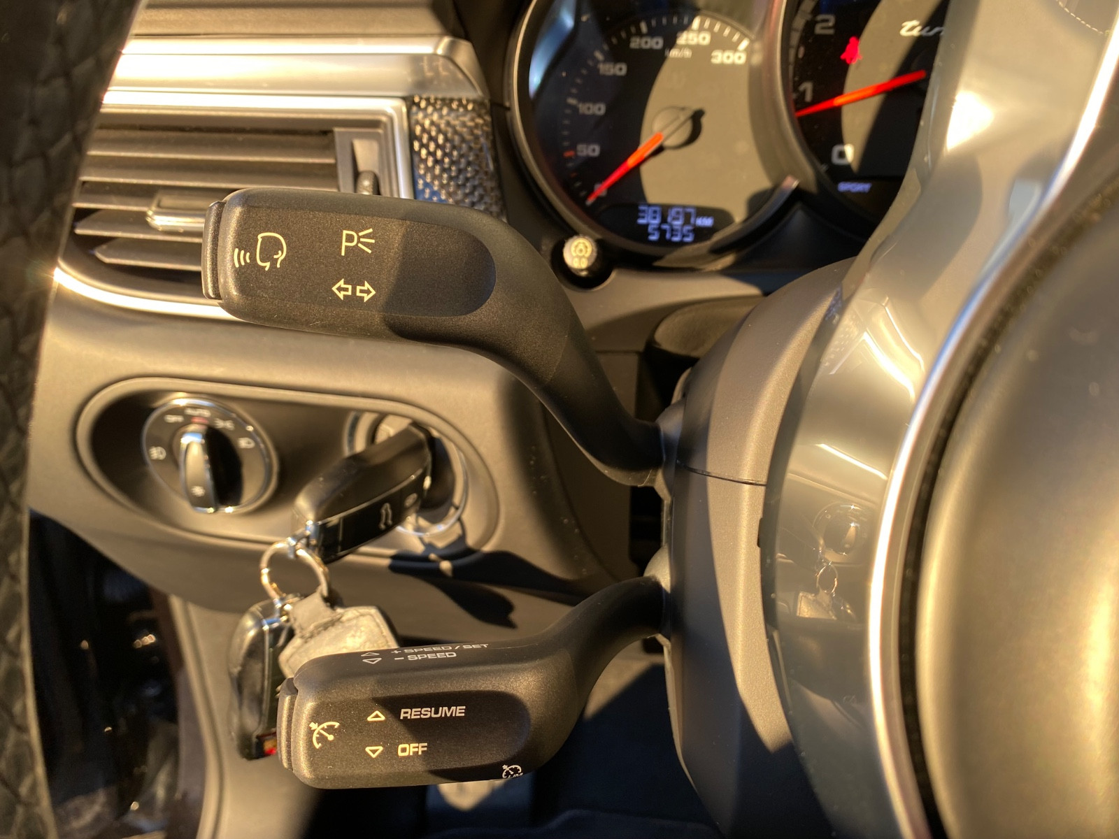 porsche-macan-turbo-kit-performance-pdk-20251103180511