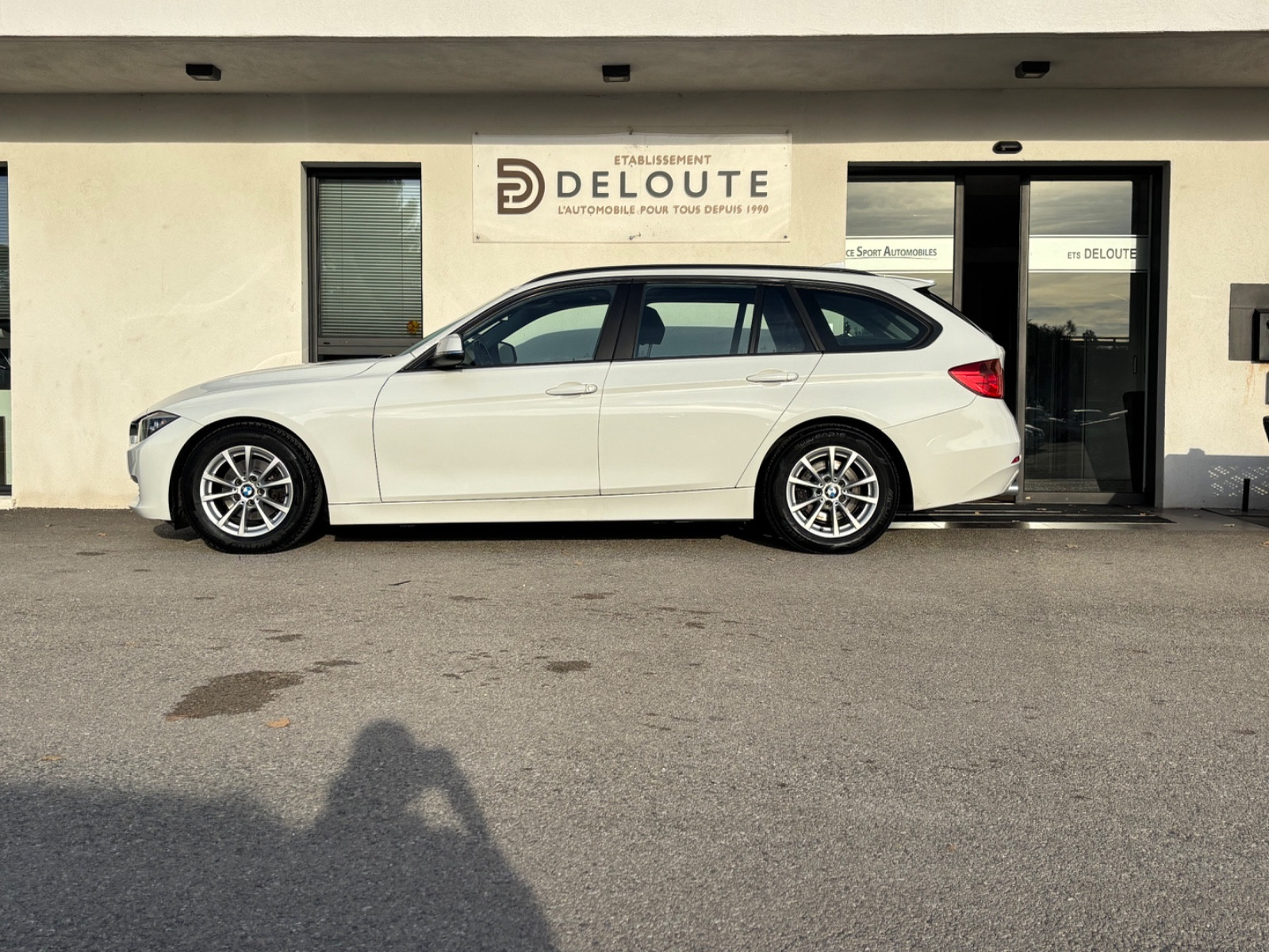 b-m-w-serie-3-touring-318d-edition-20251112161606