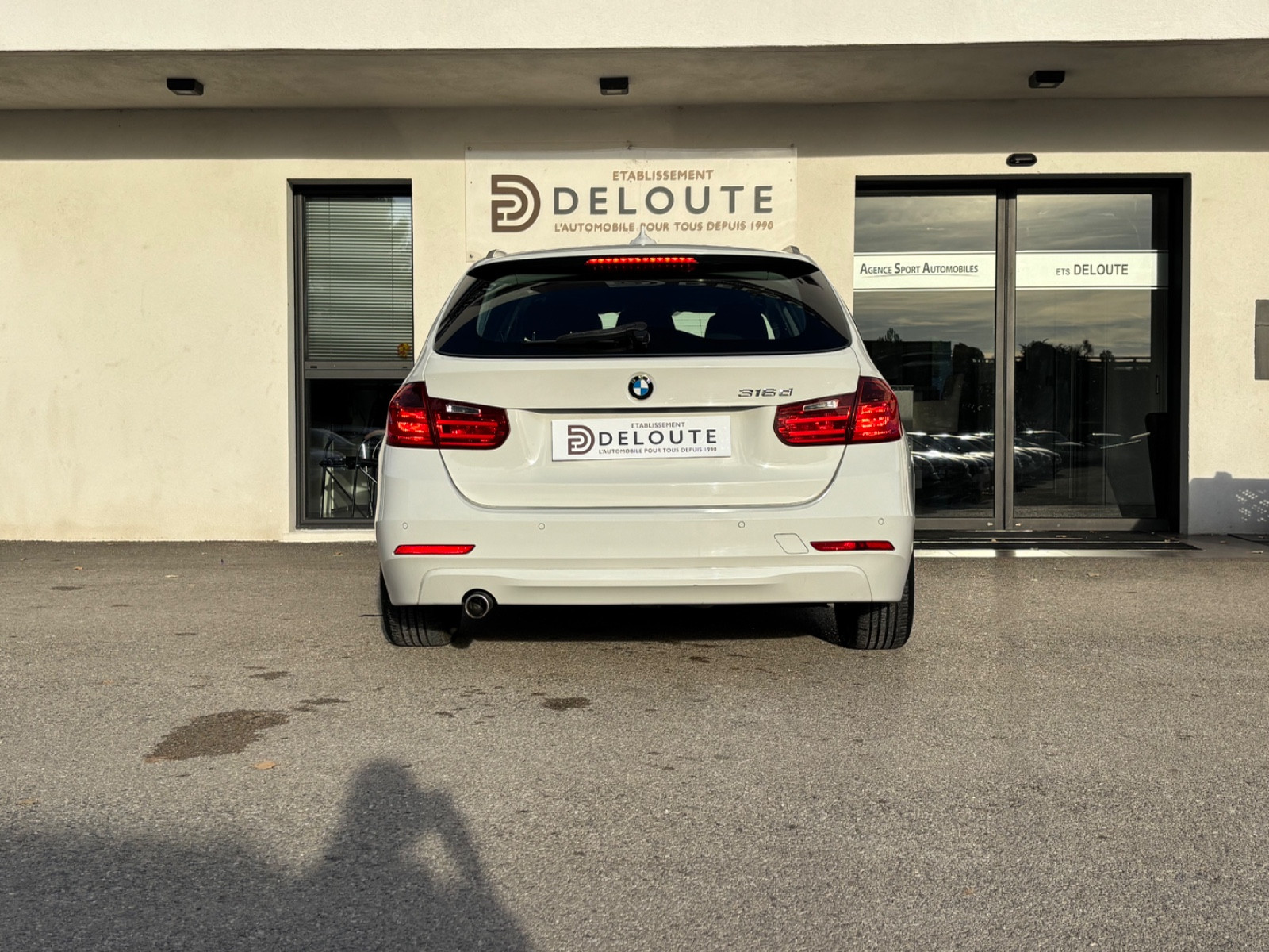 b-m-w-serie-3-touring-318d-edition-20251112161612