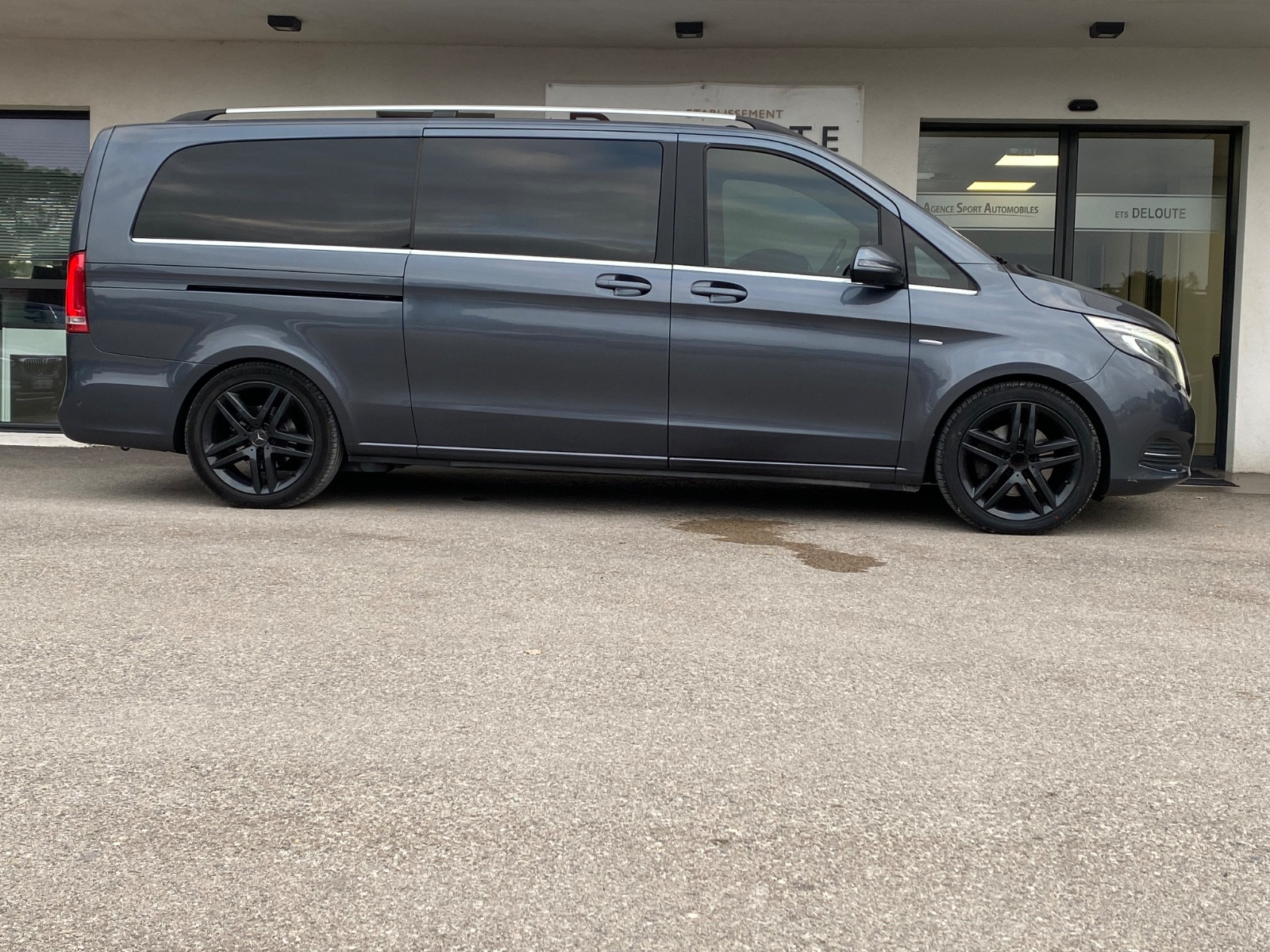 mercedes-benz-classe-v-250d-avantgarde-extra-long-20251211091828