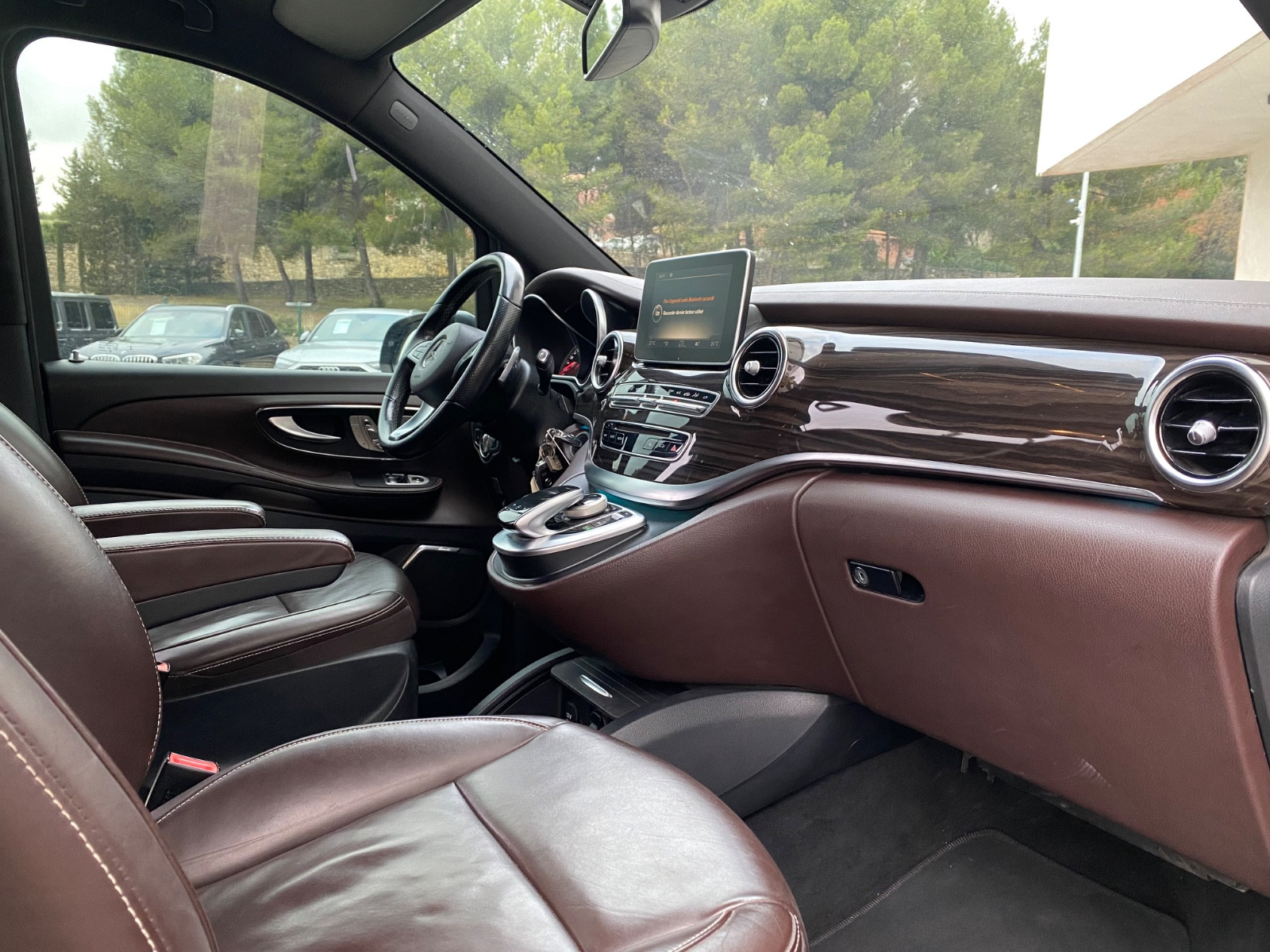 mercedes-benz-classe-v-250d-avantgarde-extra-long-20251211092156