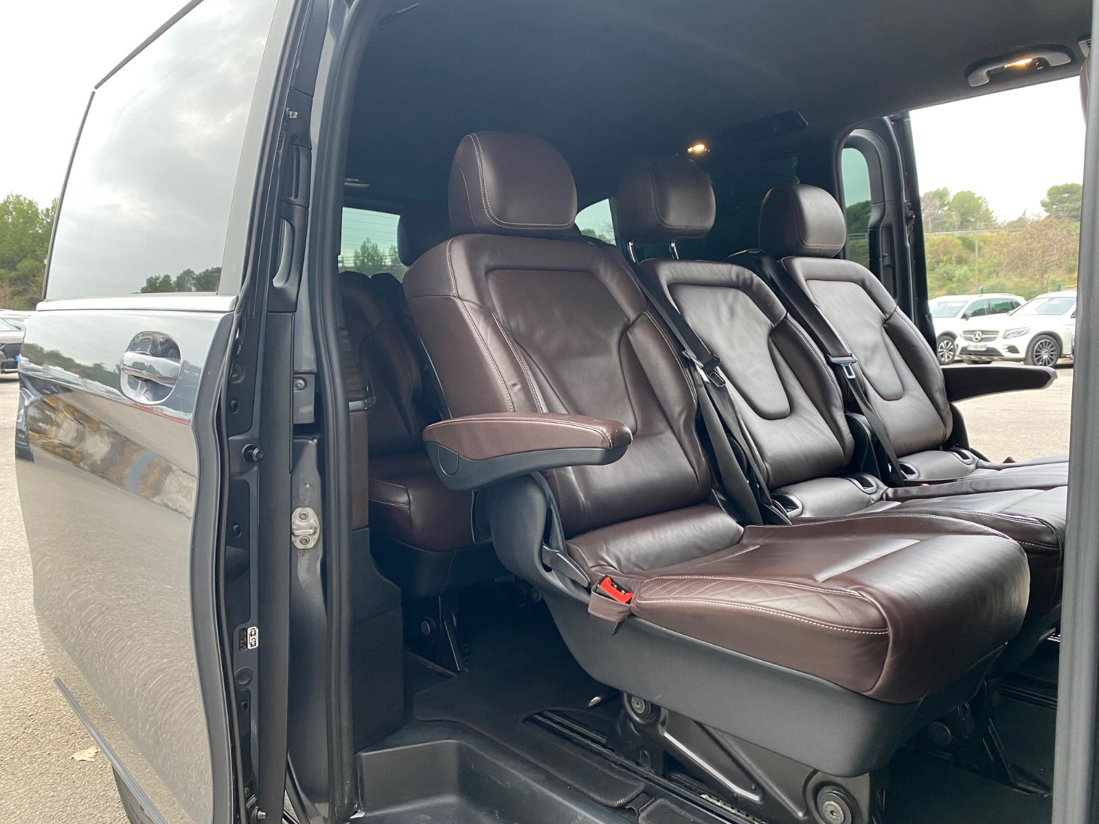 mercedes-benz-classe-v-250d-avantgarde-extra-long-20251211092208