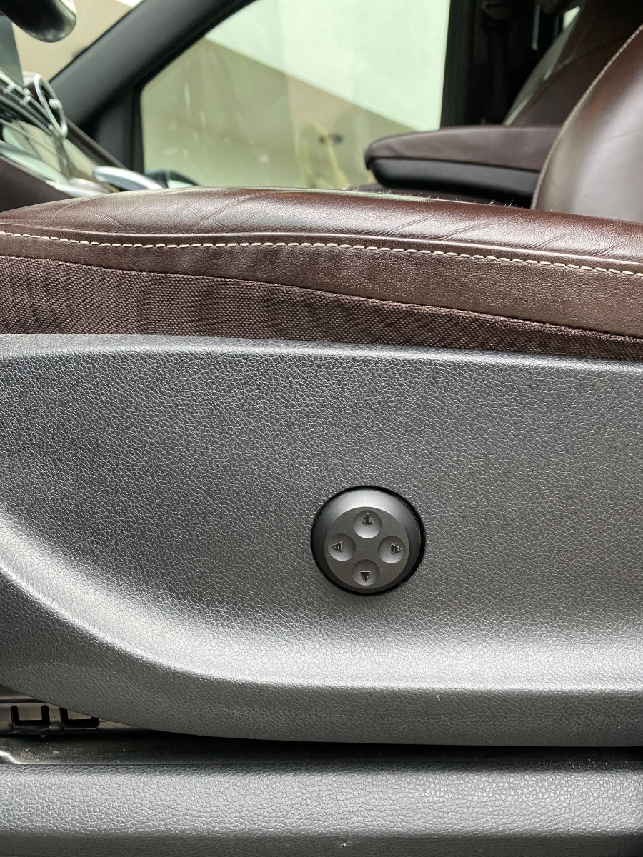 mercedes-benz-classe-v-250d-avantgarde-extra-long-20251211092302