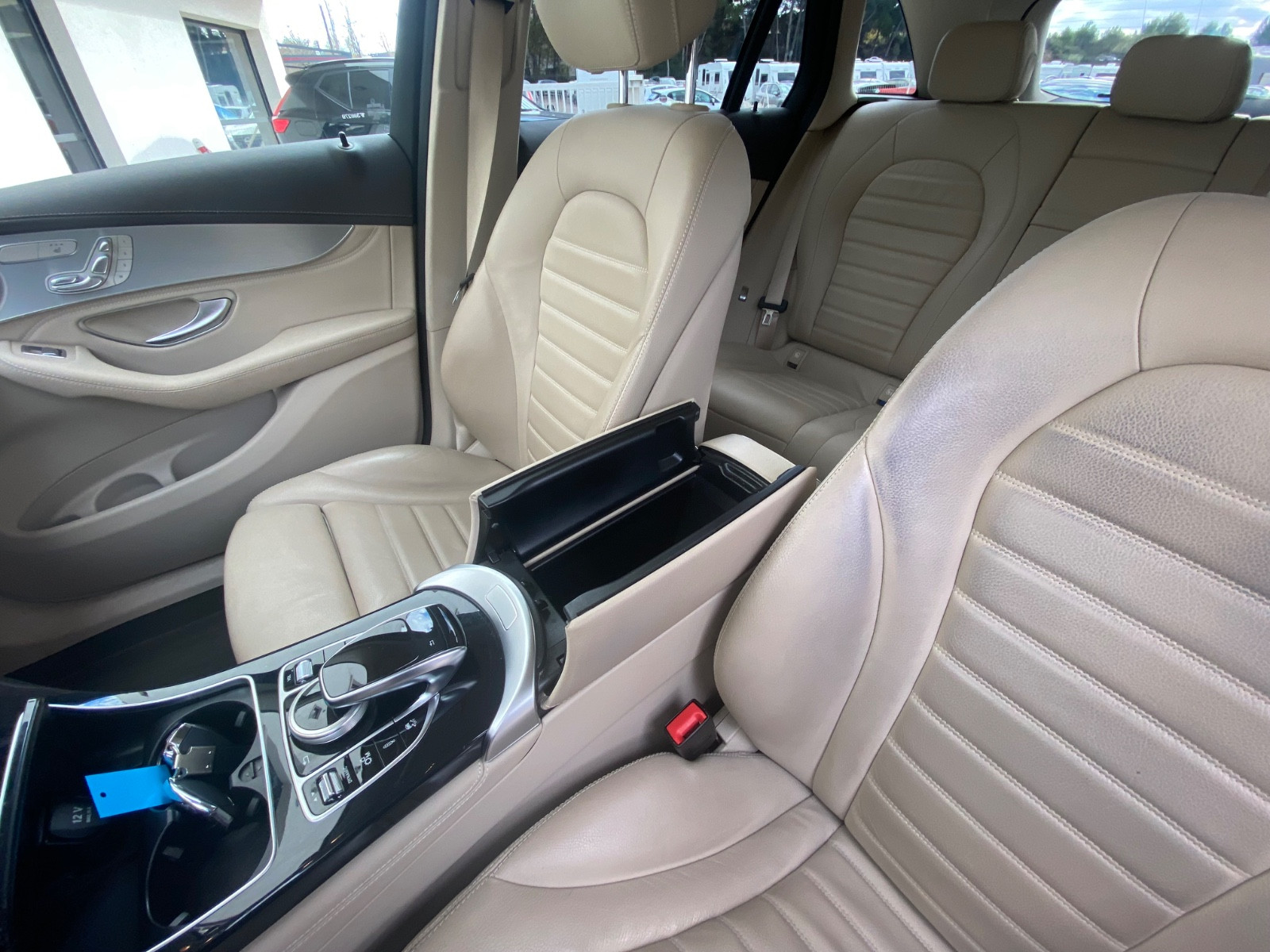 mercedes-glc-43-amg-4matic-20251209143048