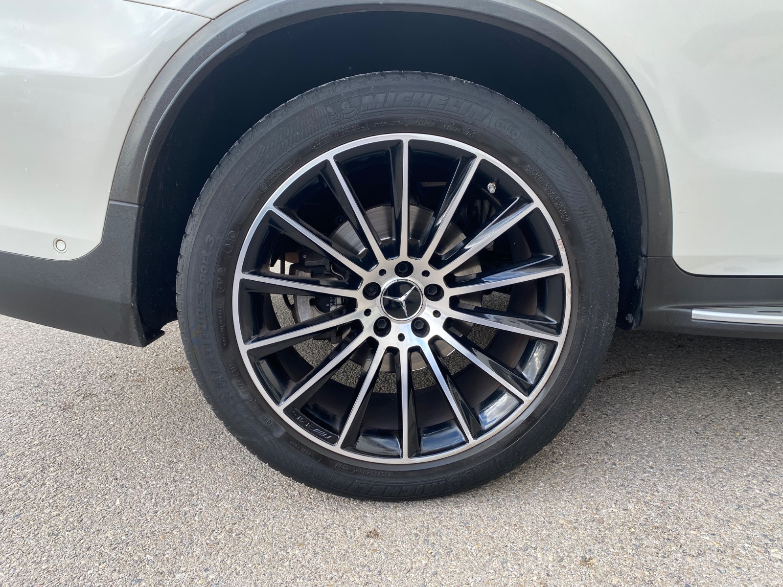 mercedes-glc-43-amg-4matic-20251209143154