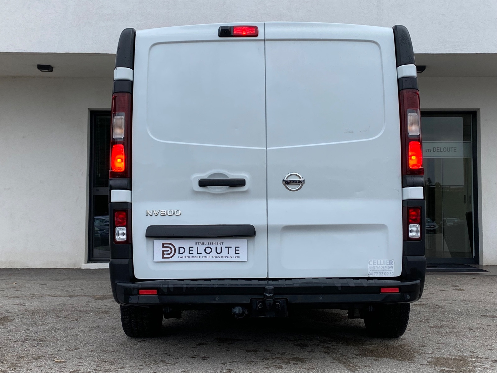 nissan-nv300-fourgon-l1h1-3-0t-n-connecta-20251211115627