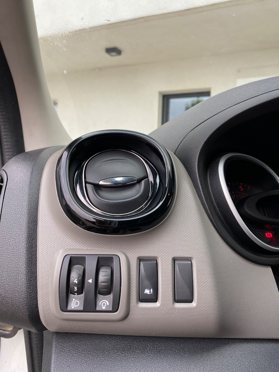 nissan-nv300-fourgon-l1h1-3-0t-n-connecta-20251211115658