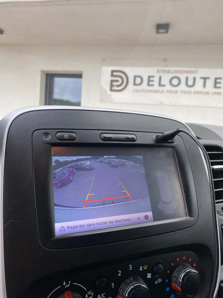 nissan-nv300-fourgon-l1h1-3-0t-n-connecta-20251211115706