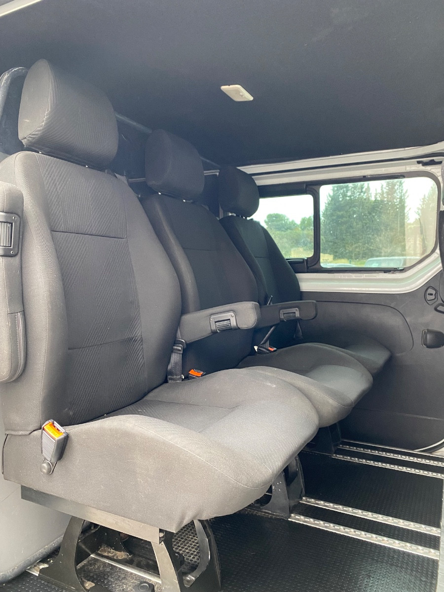 nissan-nv300-fourgon-l1h1-3-0t-n-connecta-20251211115741