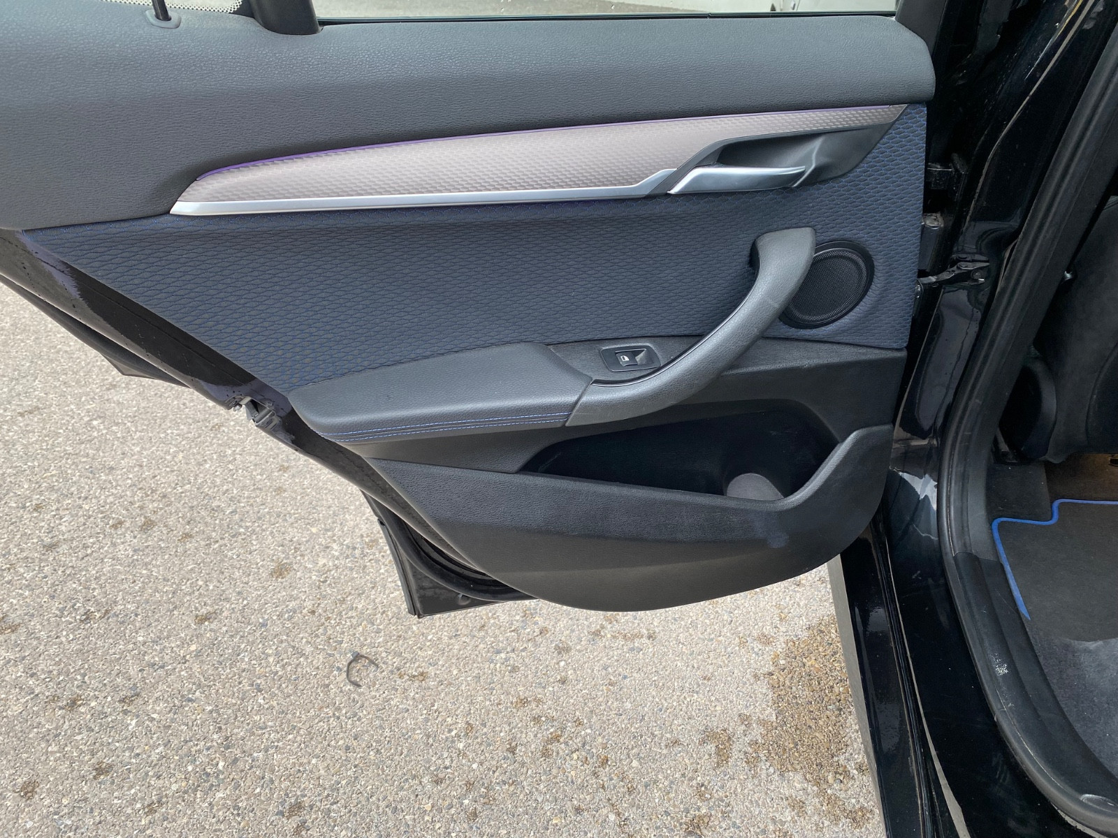 b-m-w-x2-sdrive-18-d-m-sport-20260119114227