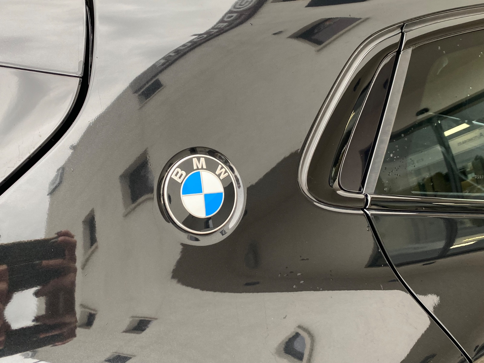 b-m-w-x2-sdrive-18-d-m-sport-20260119114251