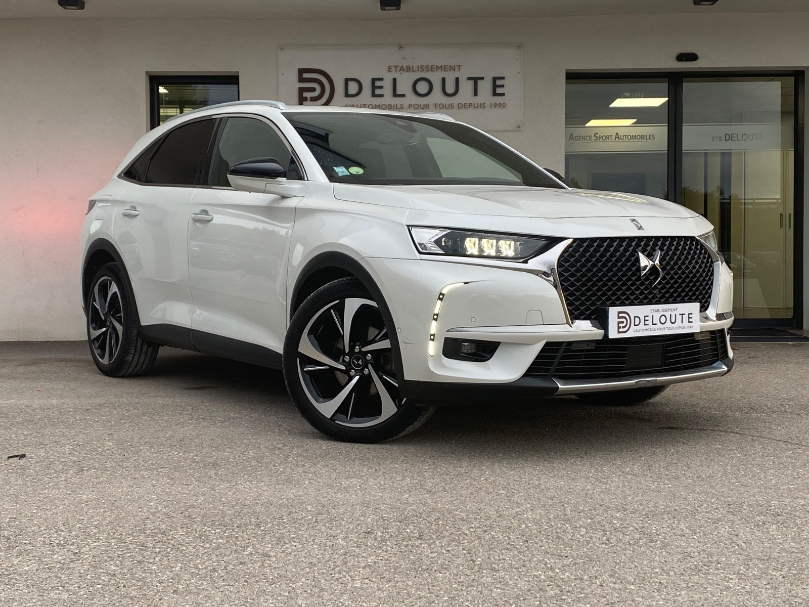 ds-ds-7-crossback-grand-chic-20260119094205