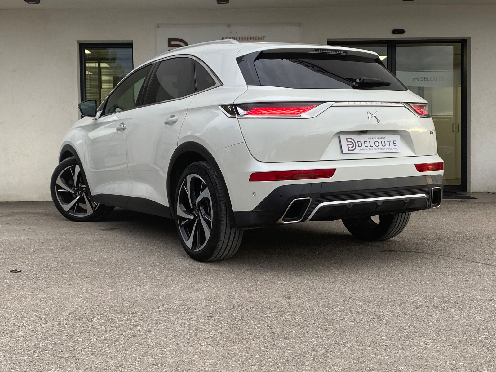 ds-ds-7-crossback-grand-chic-20260119094307