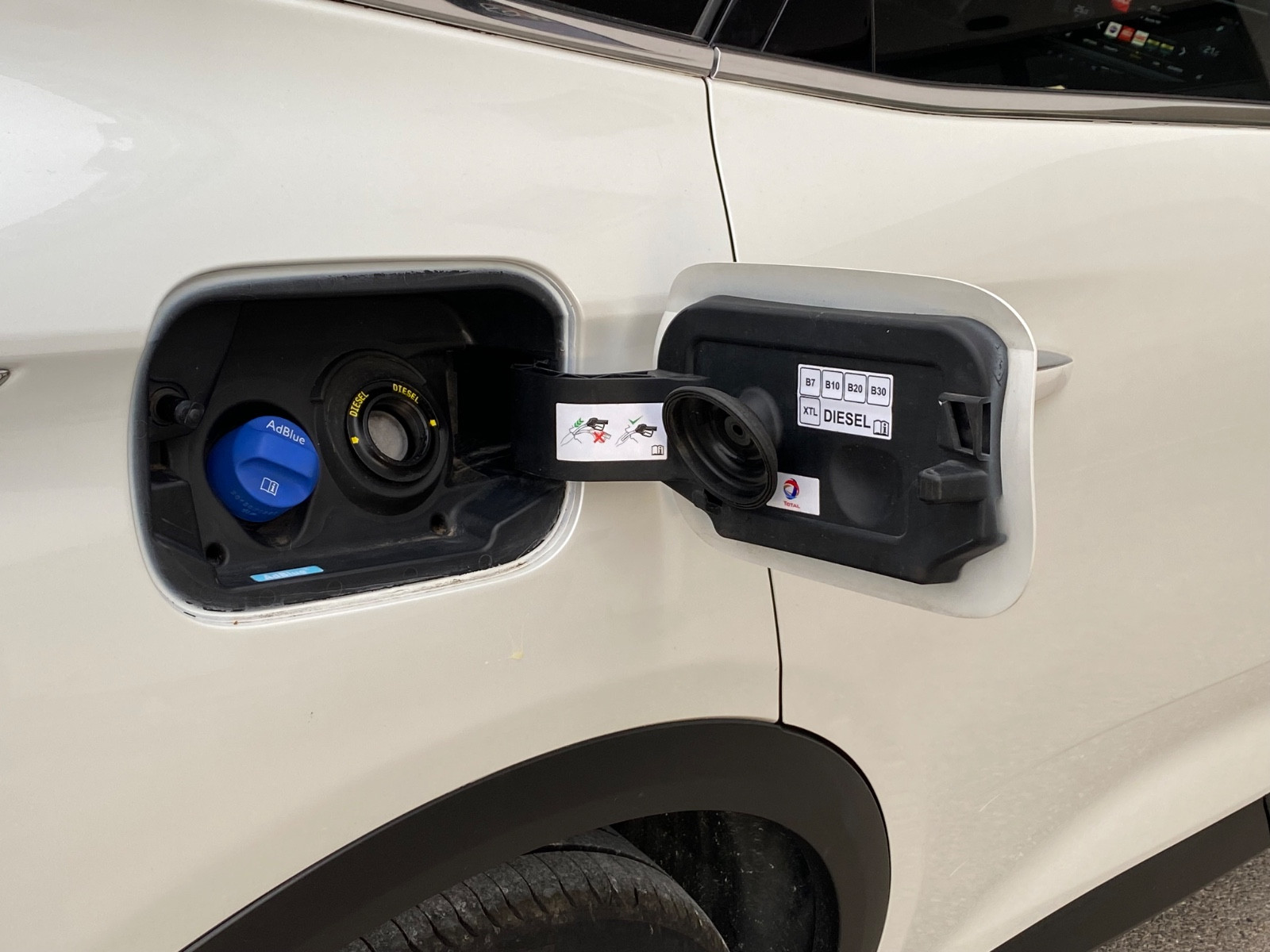 ds-ds-7-crossback-grand-chic-20260119094451