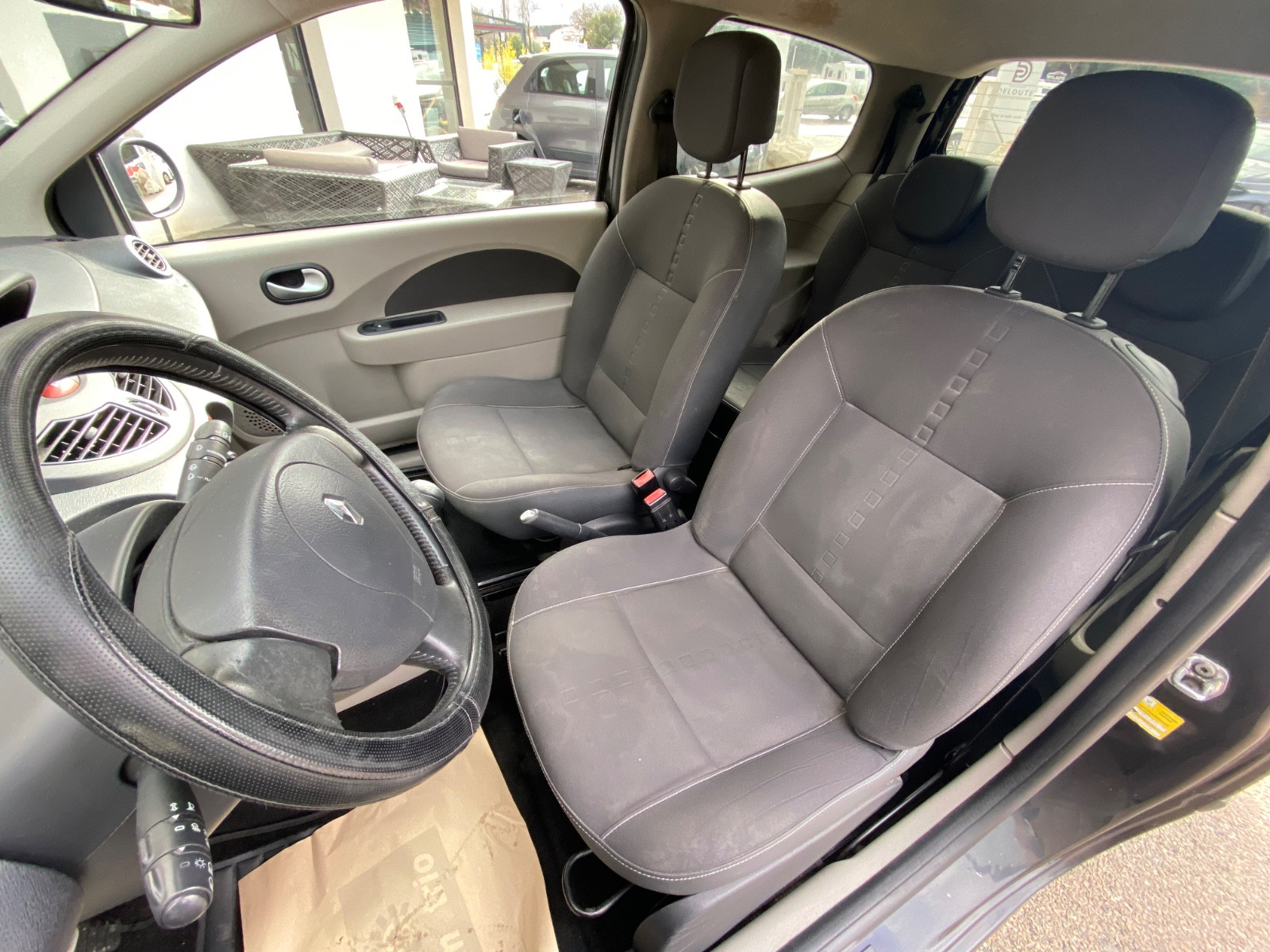 renault-twingo-ii-night-day-20260128141947