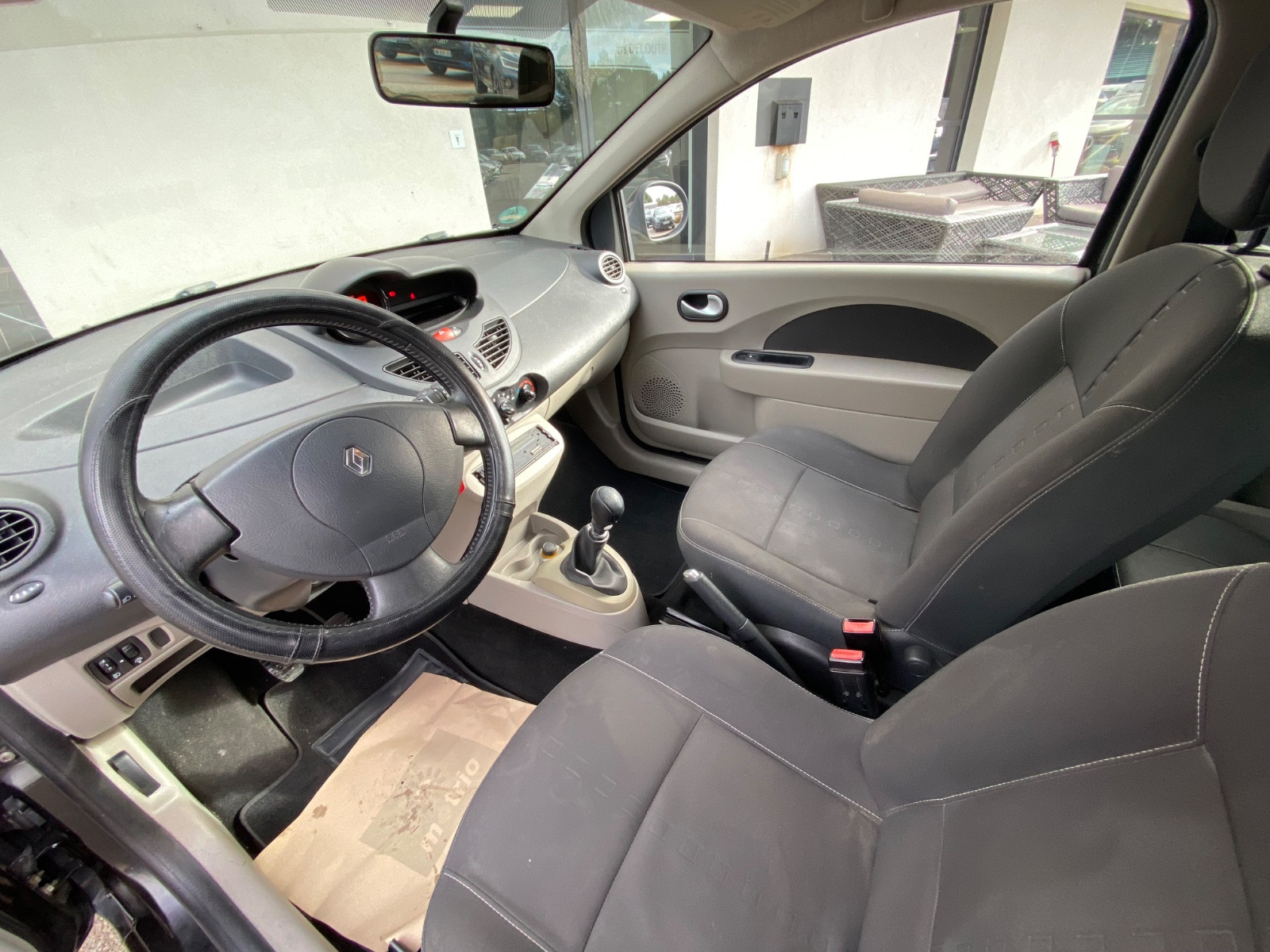 renault-twingo-ii-night-day-20260128141953