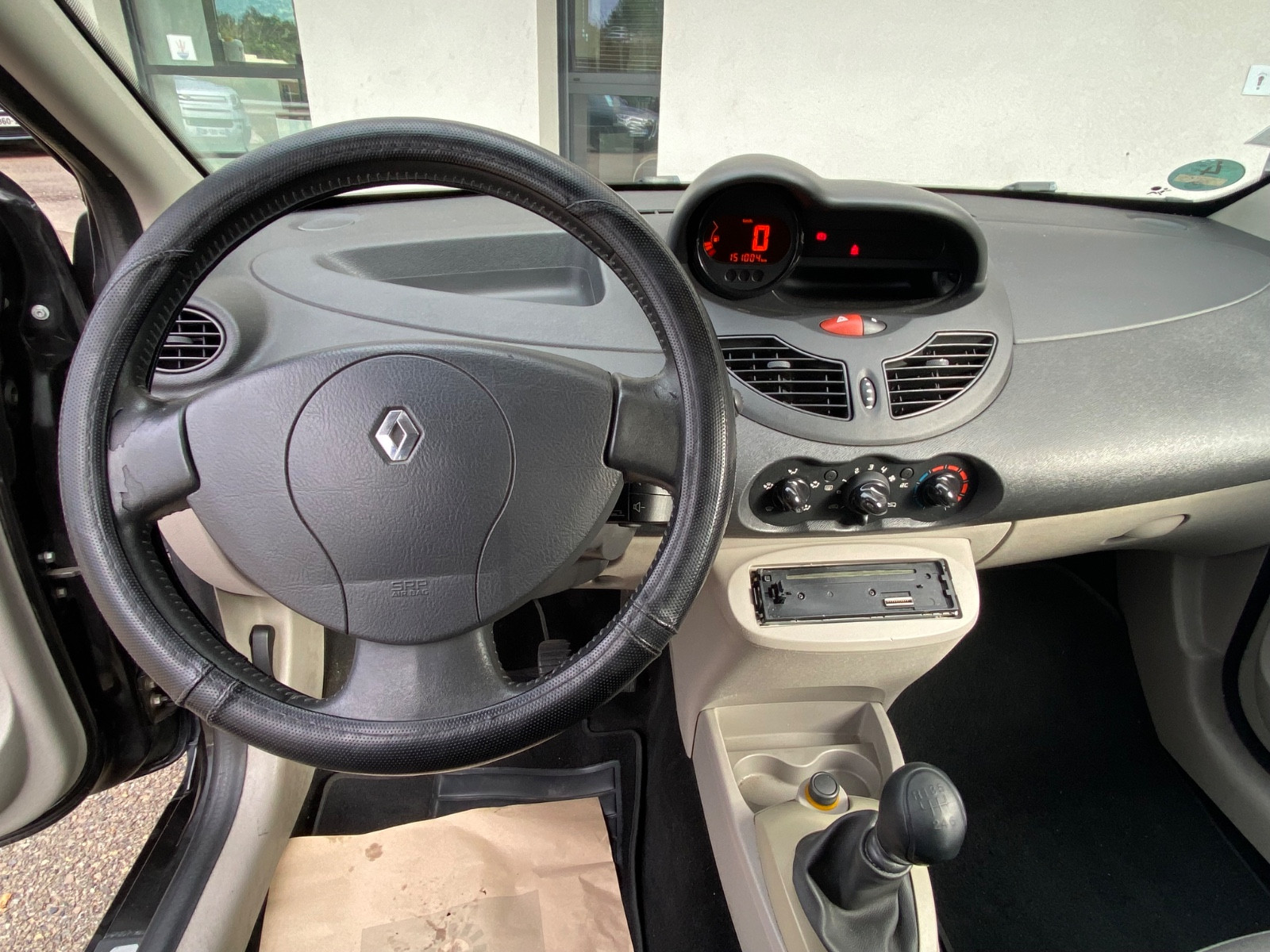 renault-twingo-ii-night-day-20260128142002