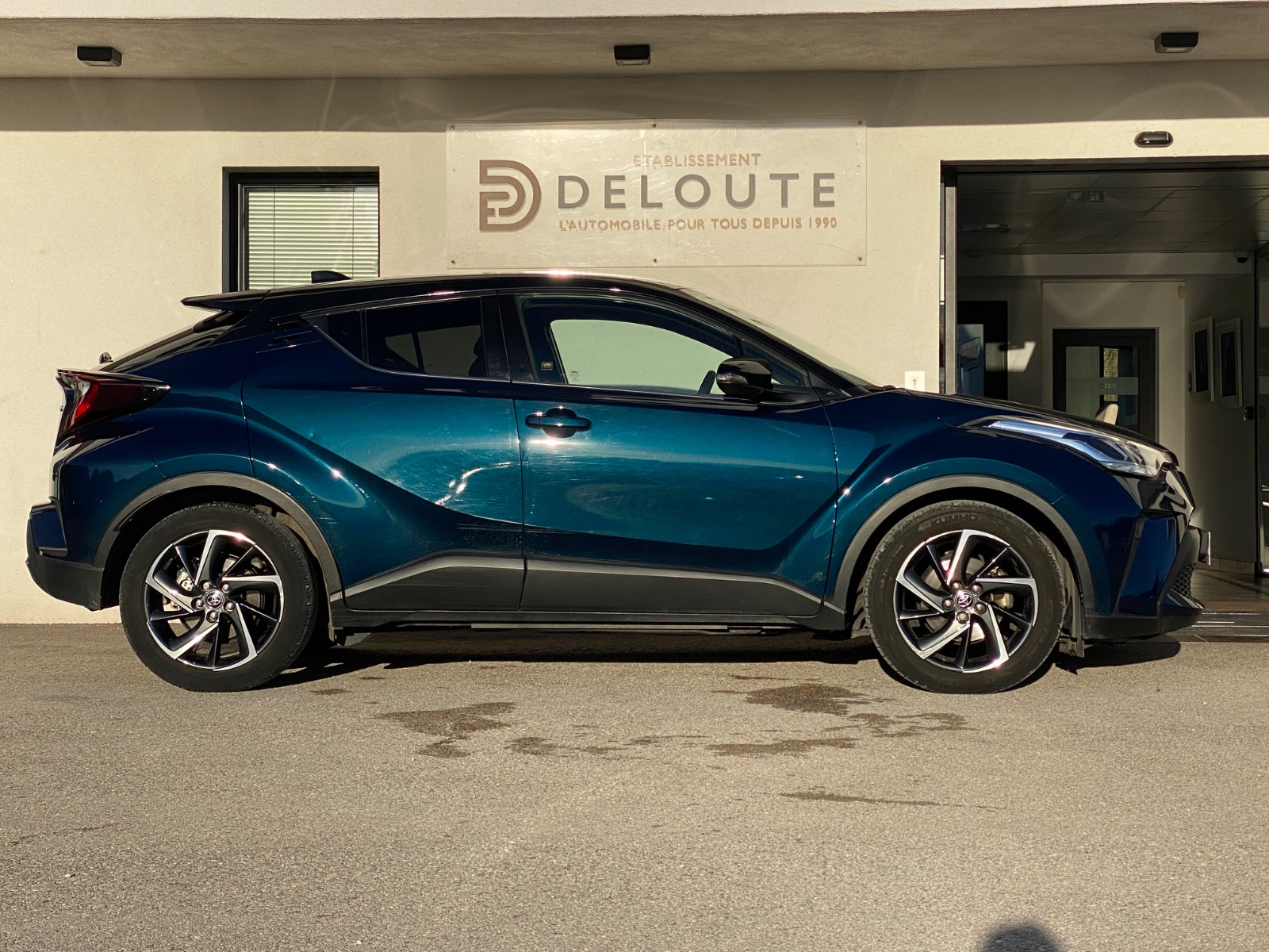 toyota-c-hr-hybride-2wd-design-multidrive-ecvt-20260224173101