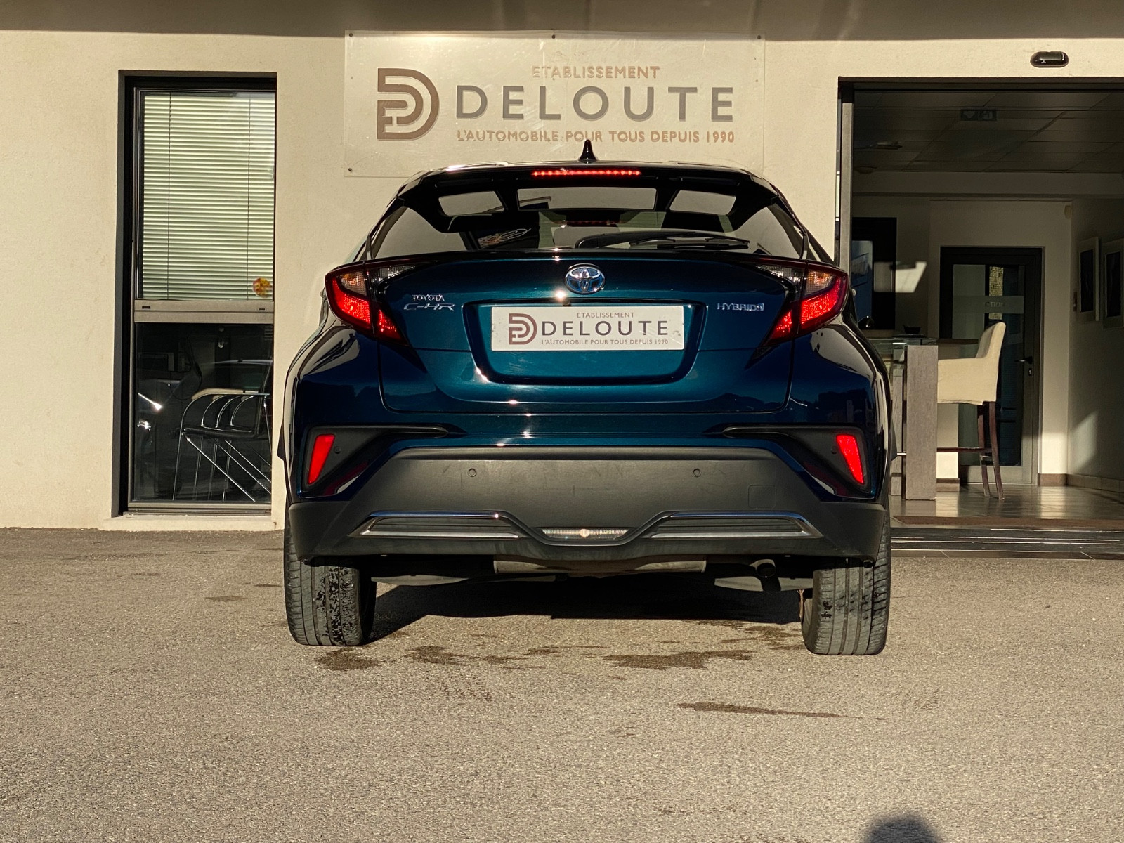 toyota-c-hr-hybride-2wd-design-multidrive-ecvt-20260224173200