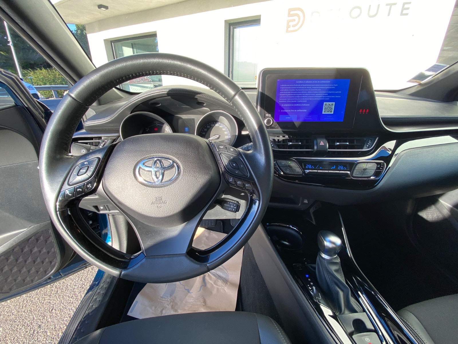 toyota-c-hr-hybride-2wd-design-multidrive-ecvt-20260224173243