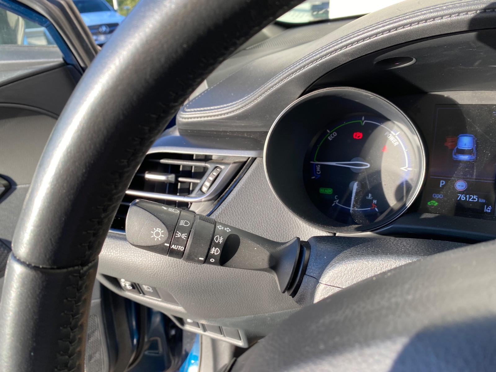 toyota-c-hr-hybride-2wd-design-multidrive-ecvt-20260224173313