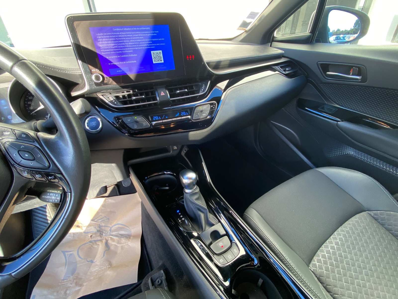 toyota-c-hr-hybride-2wd-design-multidrive-ecvt-20260224173326