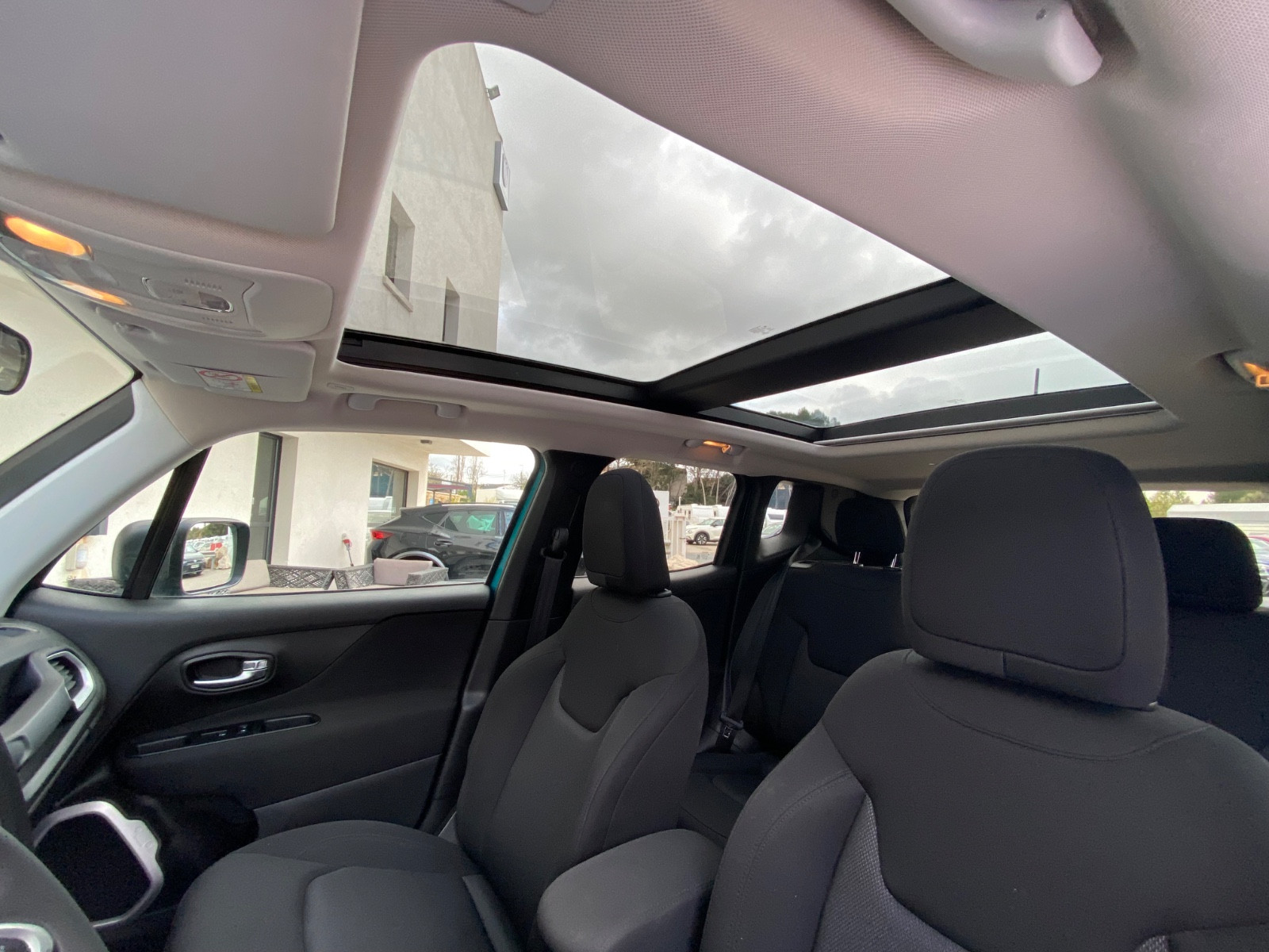 jeep-renegade-longitude-fwd-20260311092133