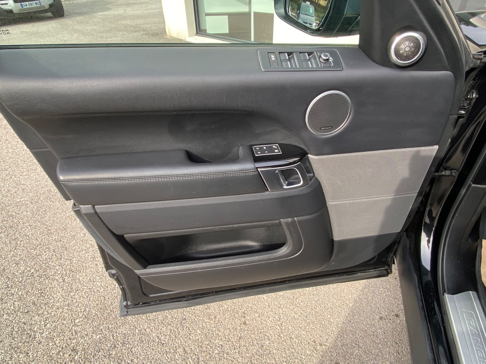 land-rover-range-rover-sport-s-commandshift-20260311155932