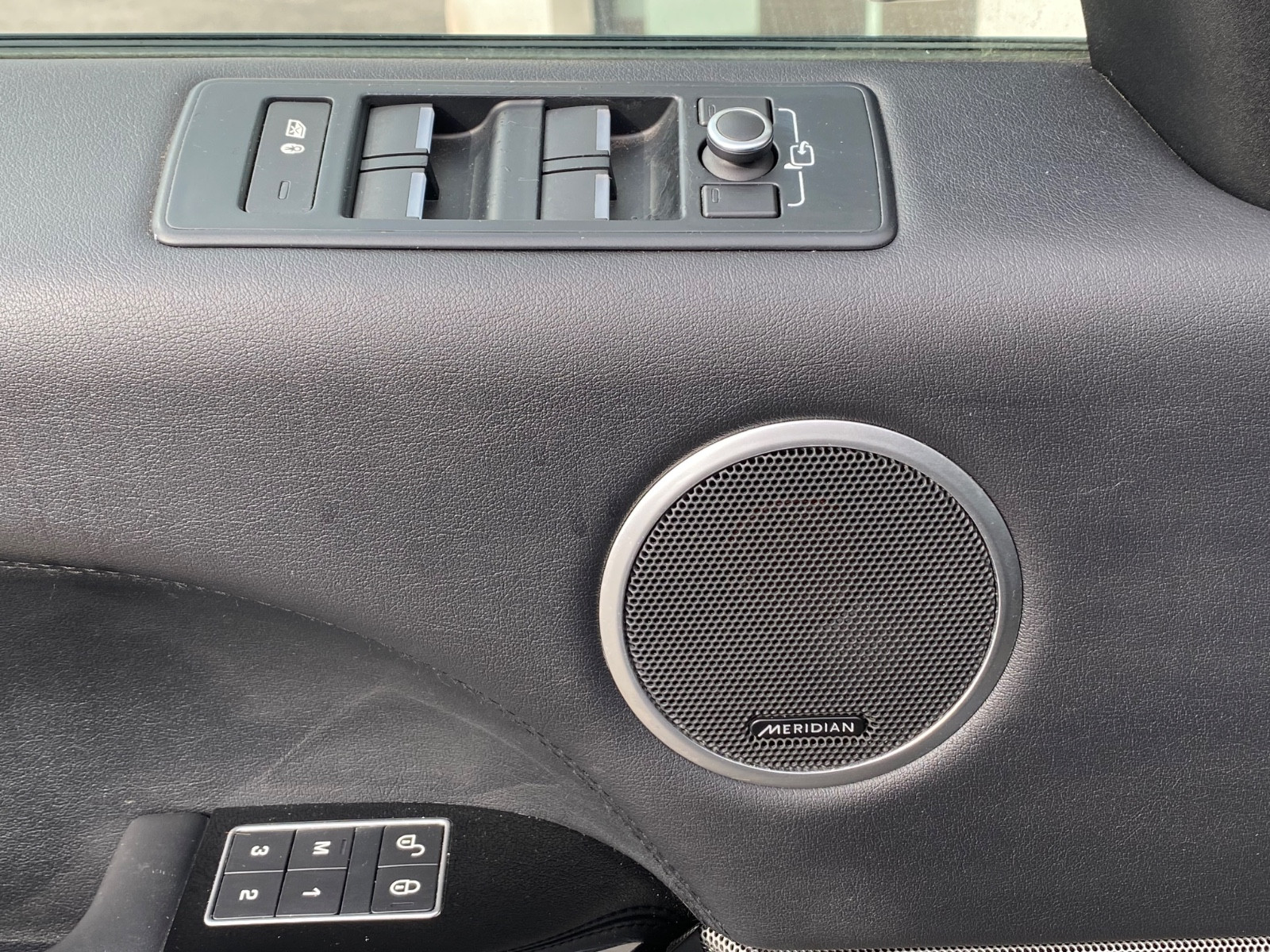 land-rover-range-rover-sport-s-commandshift-20260311155937