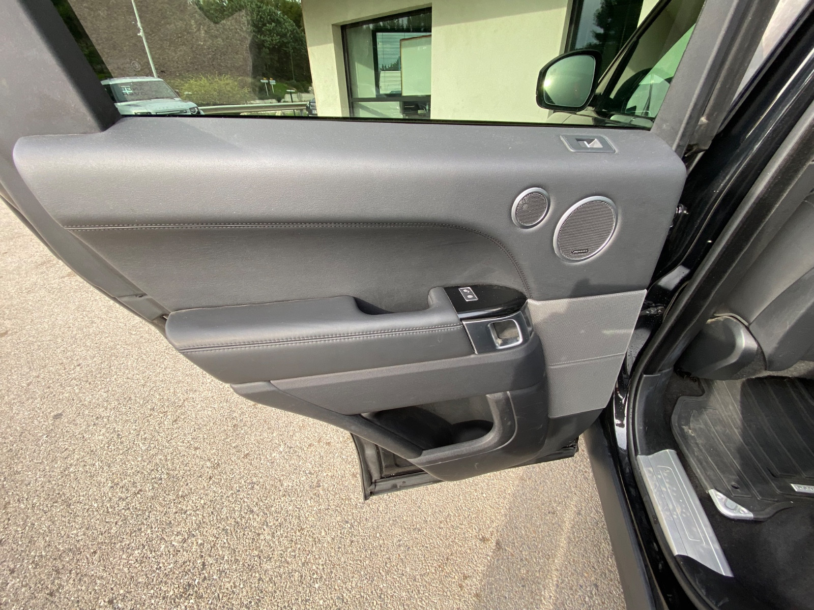 land-rover-range-rover-sport-s-commandshift-20260311160040