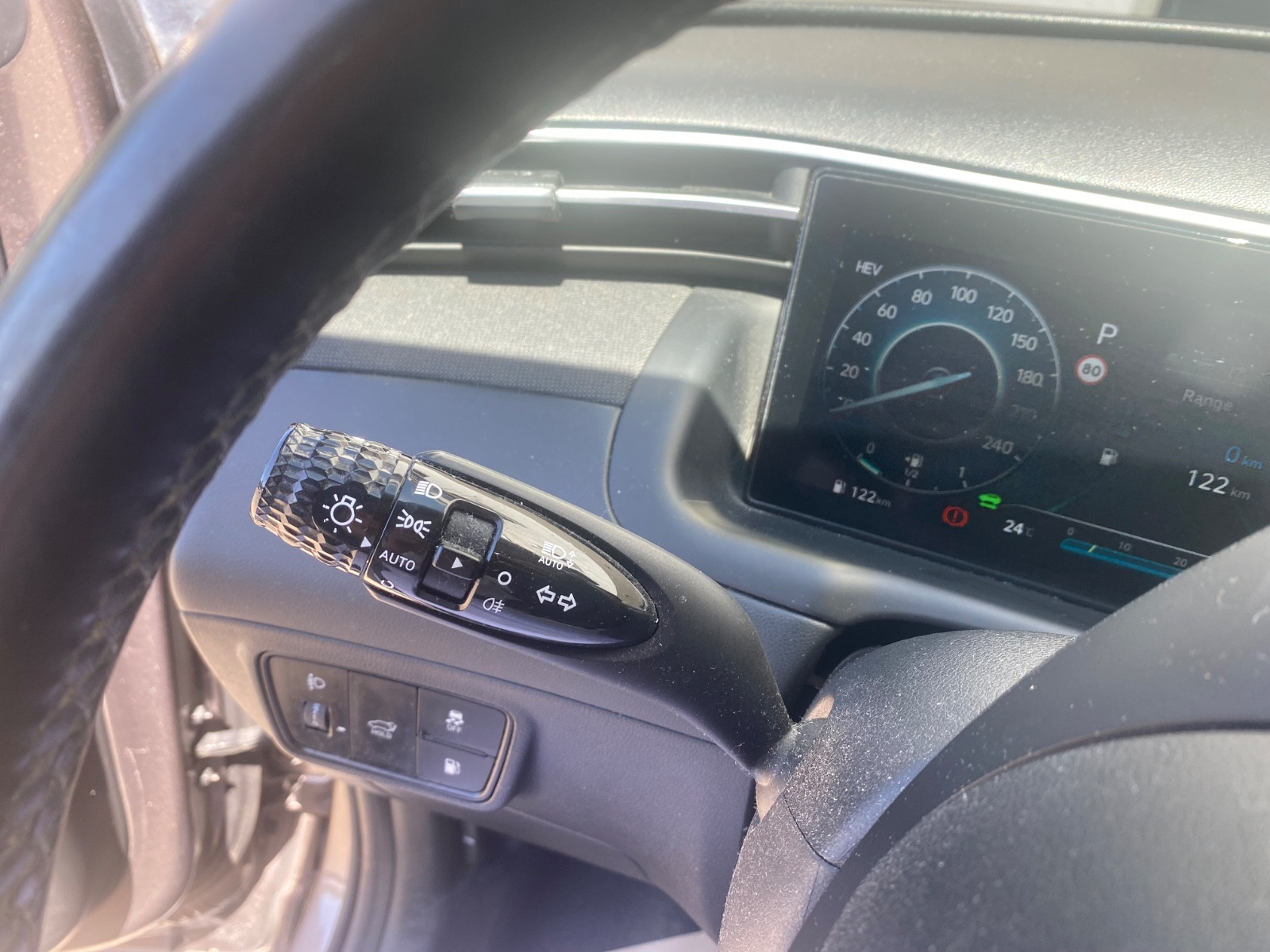 hyundai-tucson-executive-plug-in-hybrid-4wd-20260415153118