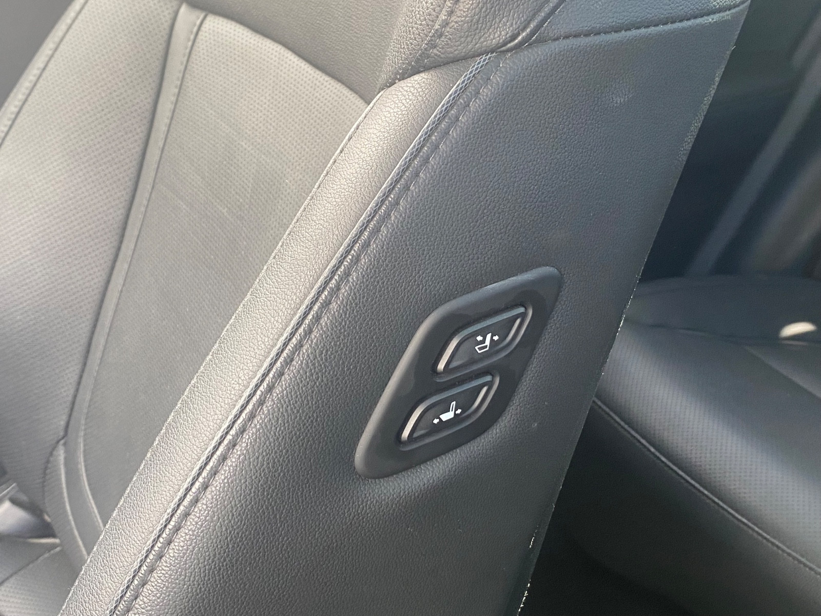 hyundai-tucson-executive-plug-in-hybrid-4wd-20260415153203