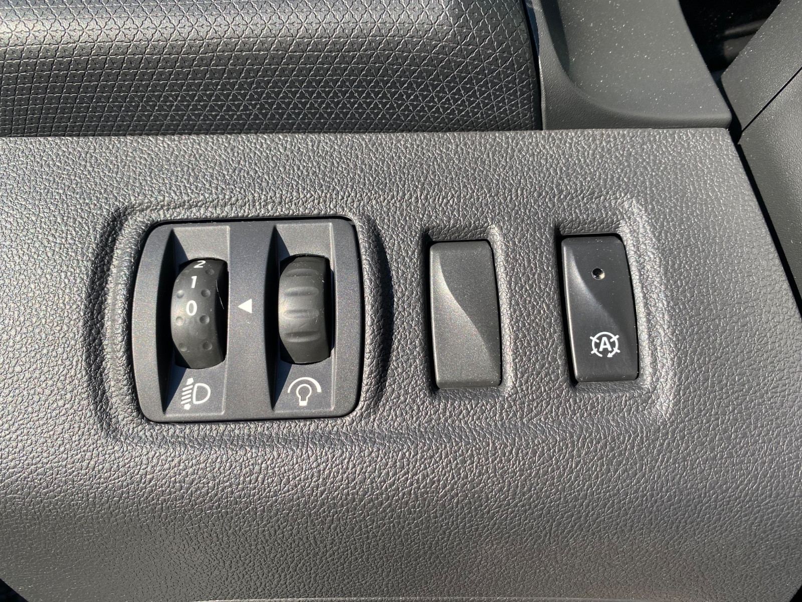 renault-clio-iv-intens-20260407104440